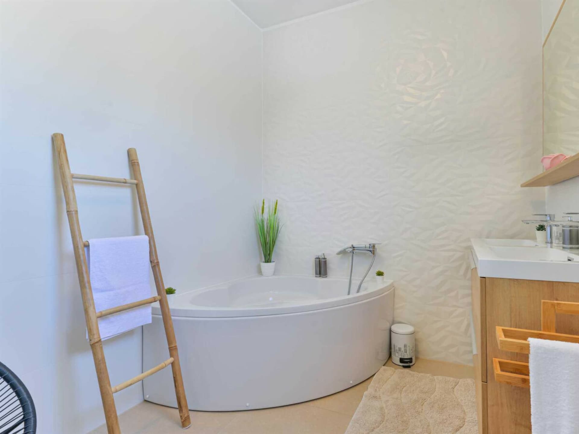 Moderne villa met privézwembad en zeezicht in Zadar, Kroatië - foto 80