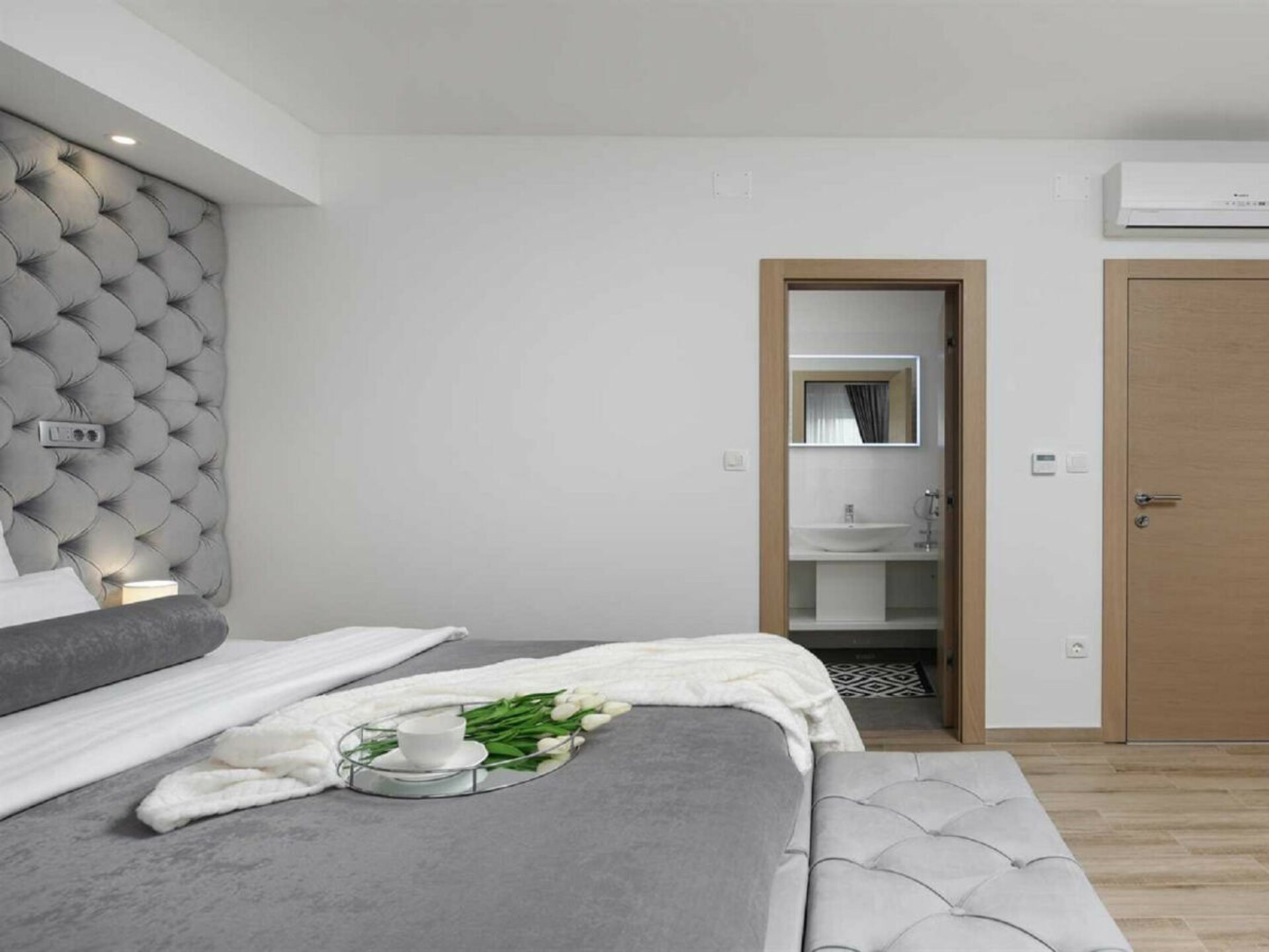 Ruime villa voor 12 personen met 6 badkamers nabij zee in Vrsi - foto 24