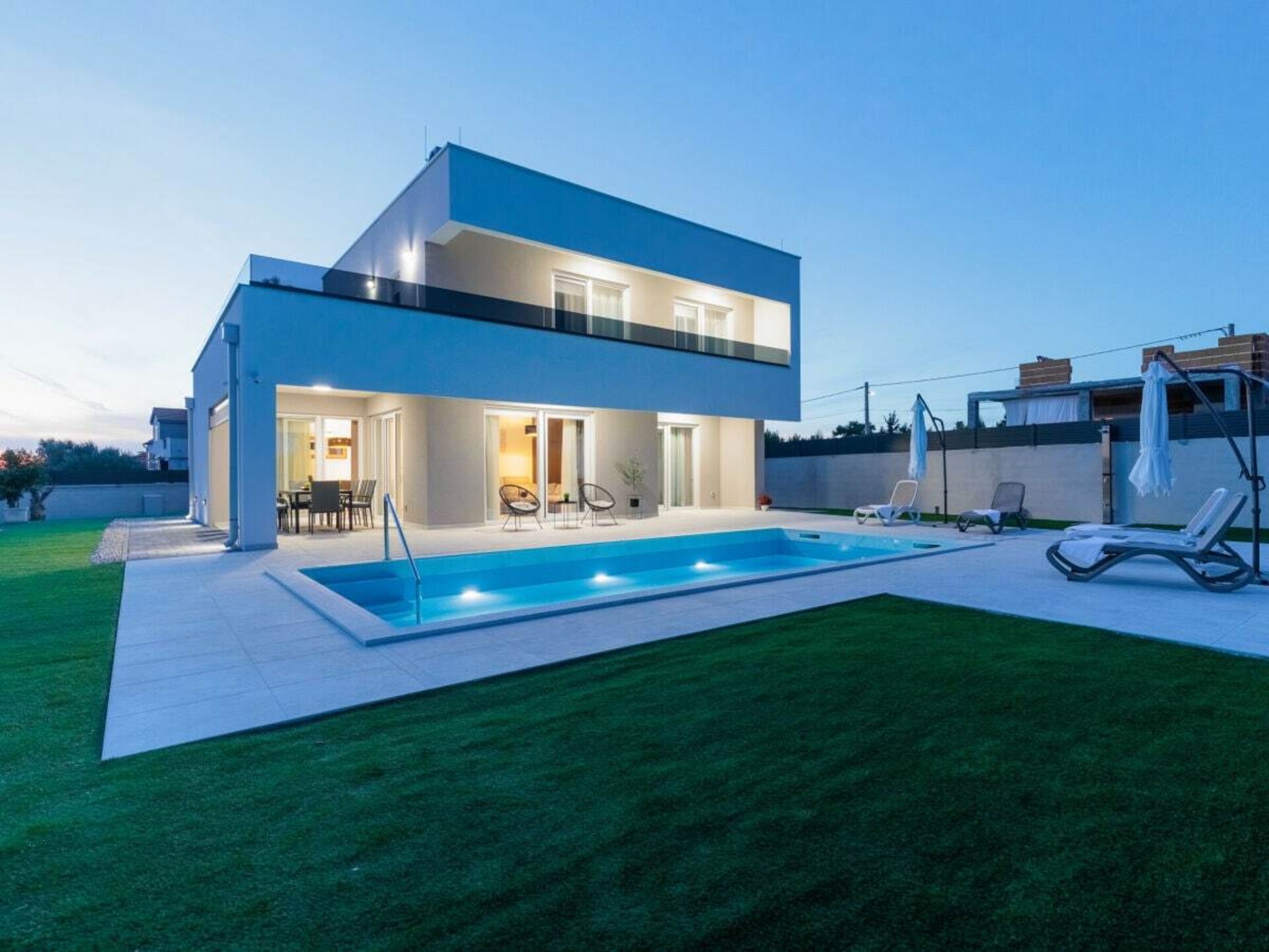 Ruime villa voor 8 personen met privézwembad nabij Vrsi, Dalmatië - foto 1