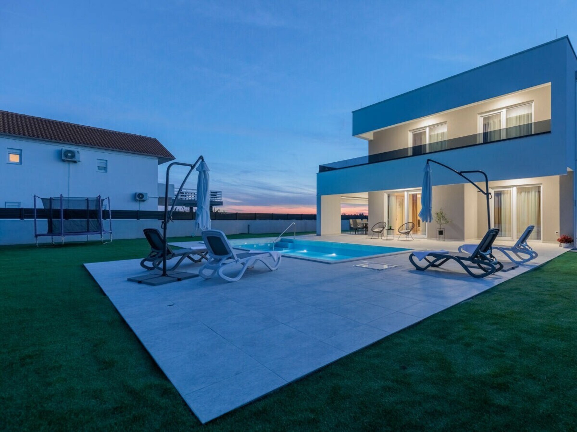 Ruime villa voor 8 personen met privézwembad nabij Vrsi, Dalmatië - foto 21