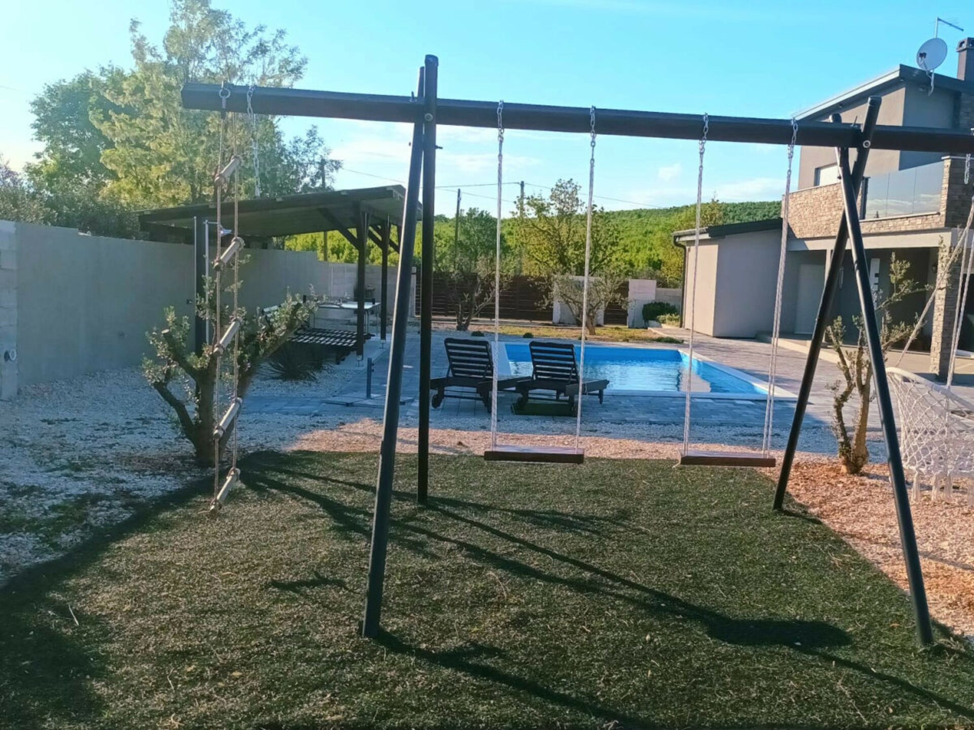 Ruime villa voor 8 personen met zwembad nabij Stankovci, Dalmatië - foto 56