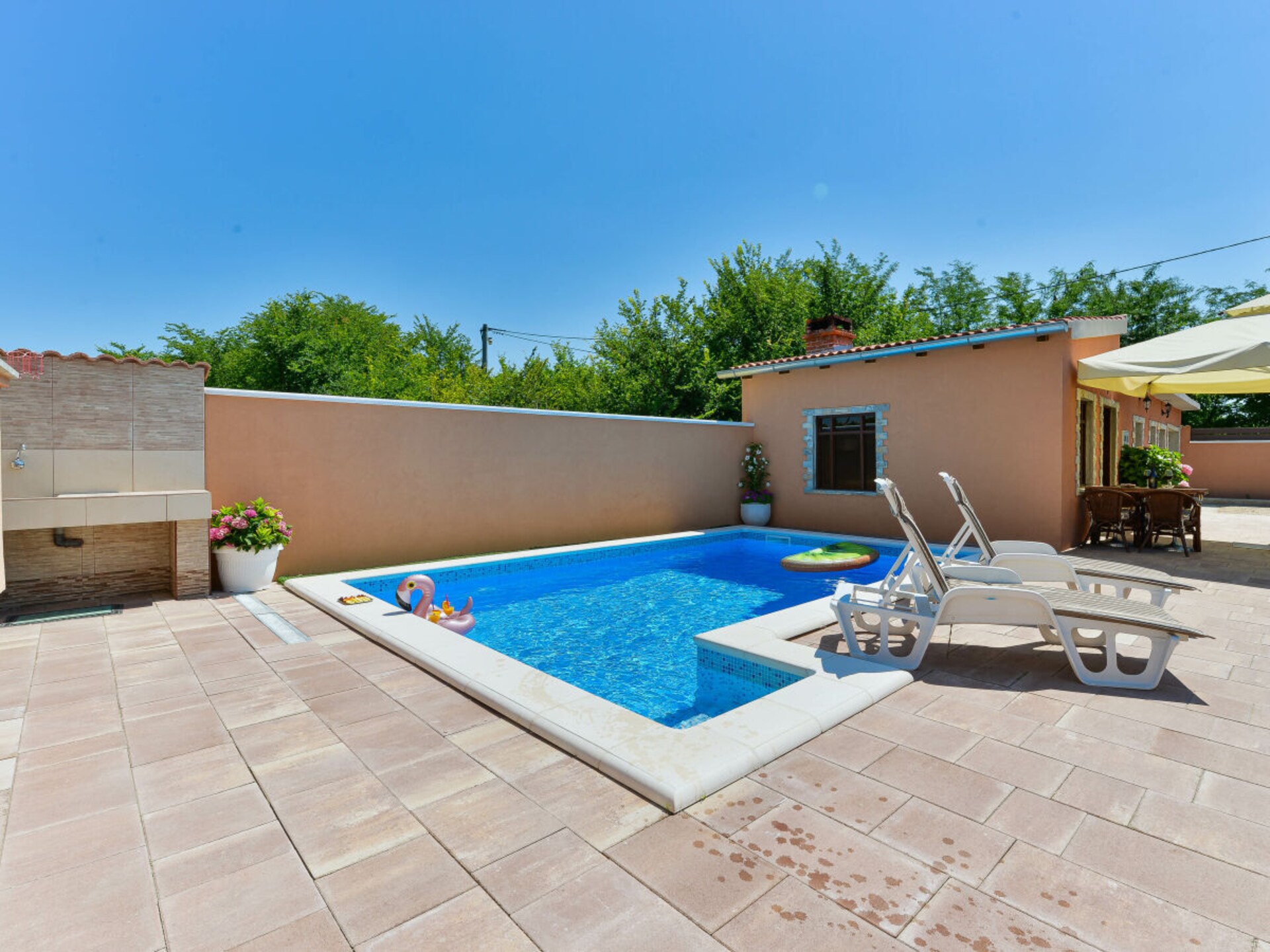Ruim vakantiehuis voor 7 in Benkovac, vlakbij centrum - foto 4