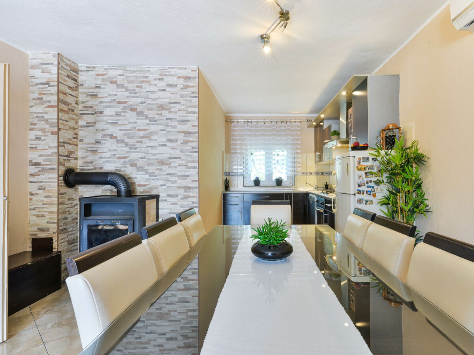 Ruim vakantiehuis voor 7 in Benkovac, vlakbij centrum - foto 24