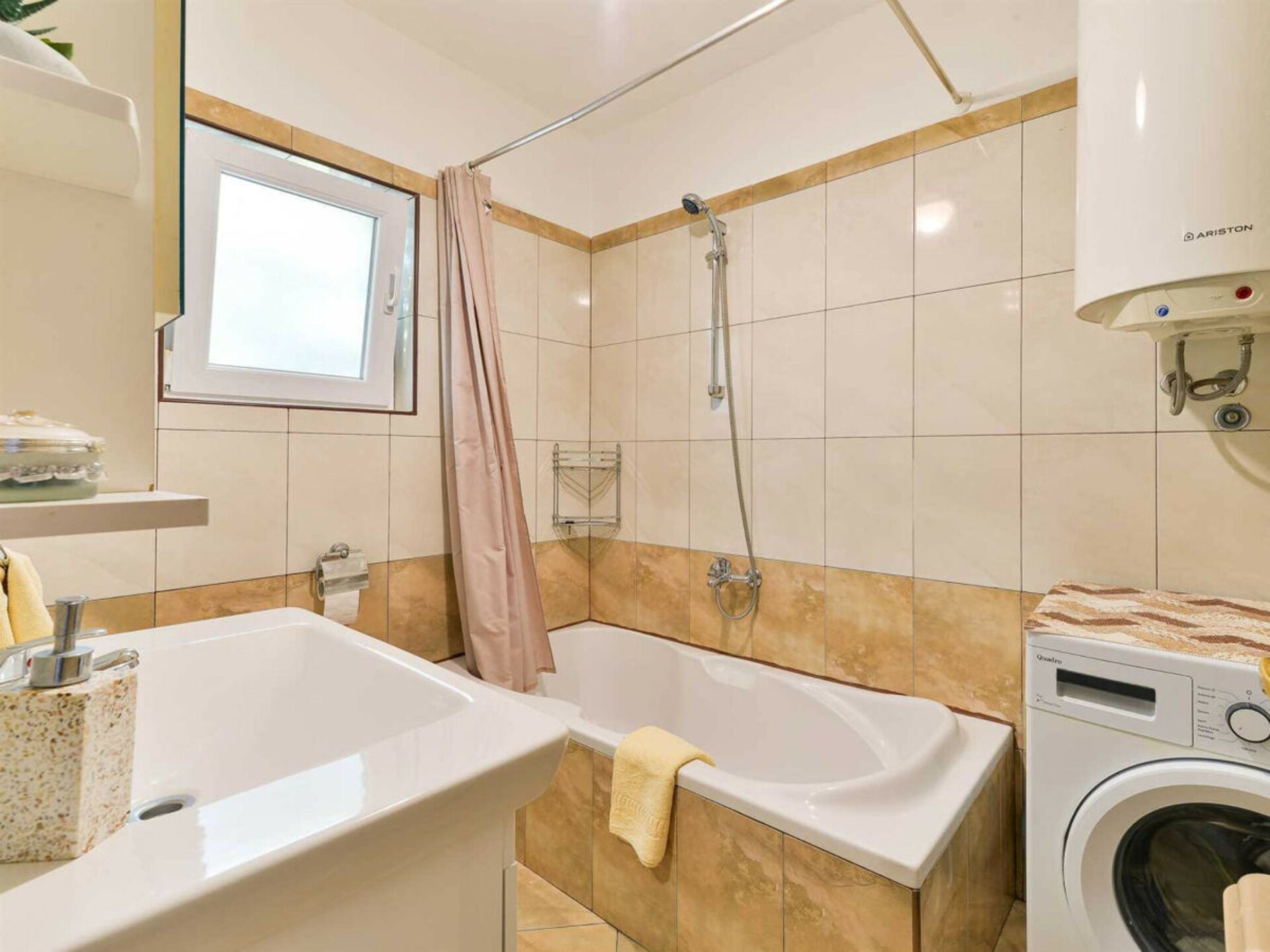 Ruim vakantiehuis voor 7 in Benkovac, vlakbij centrum - foto 44
