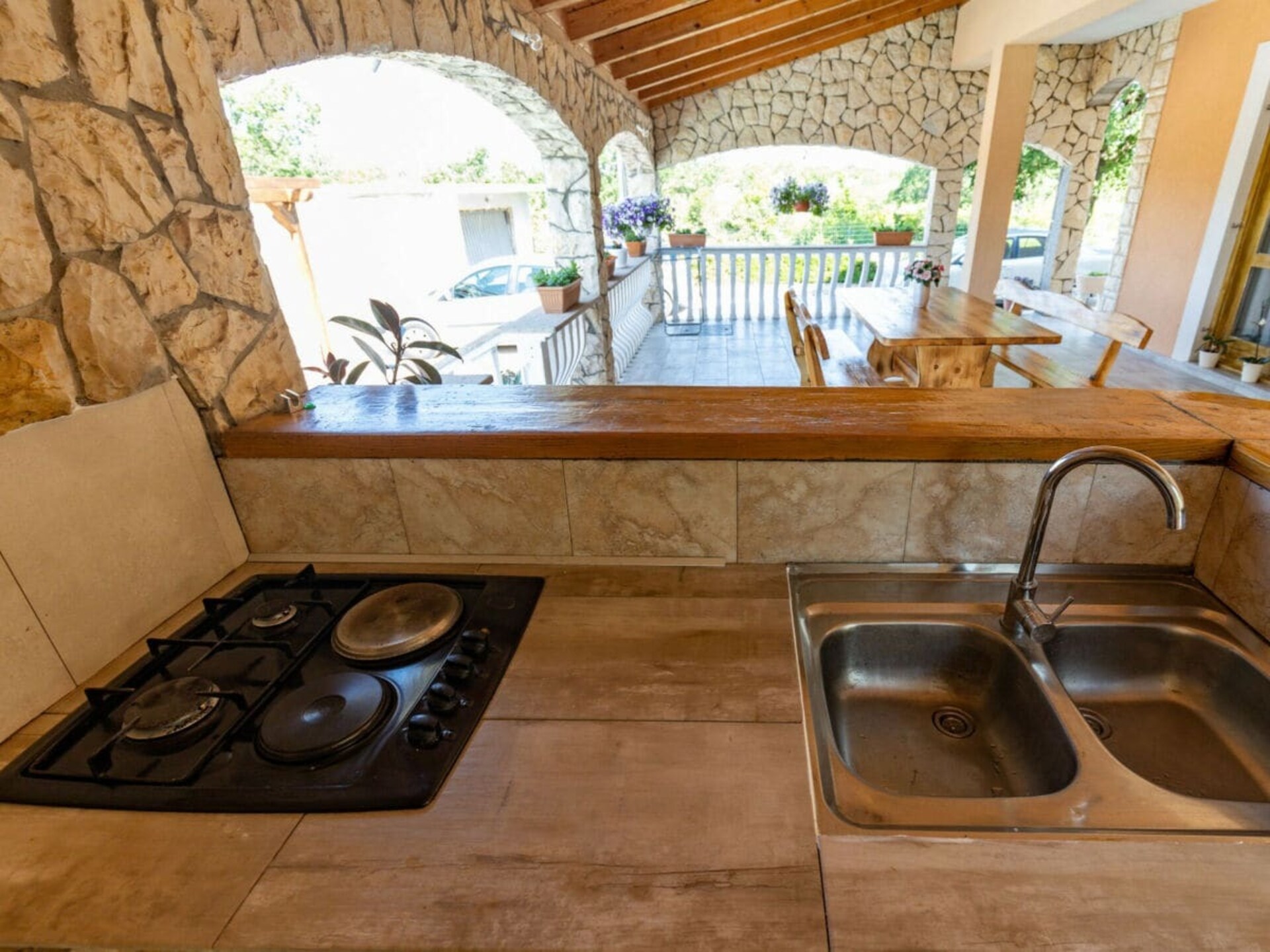 Vrijstaand vakantiehuis met wifi in rustig Kroatië, 18 km van centrum - foto 12