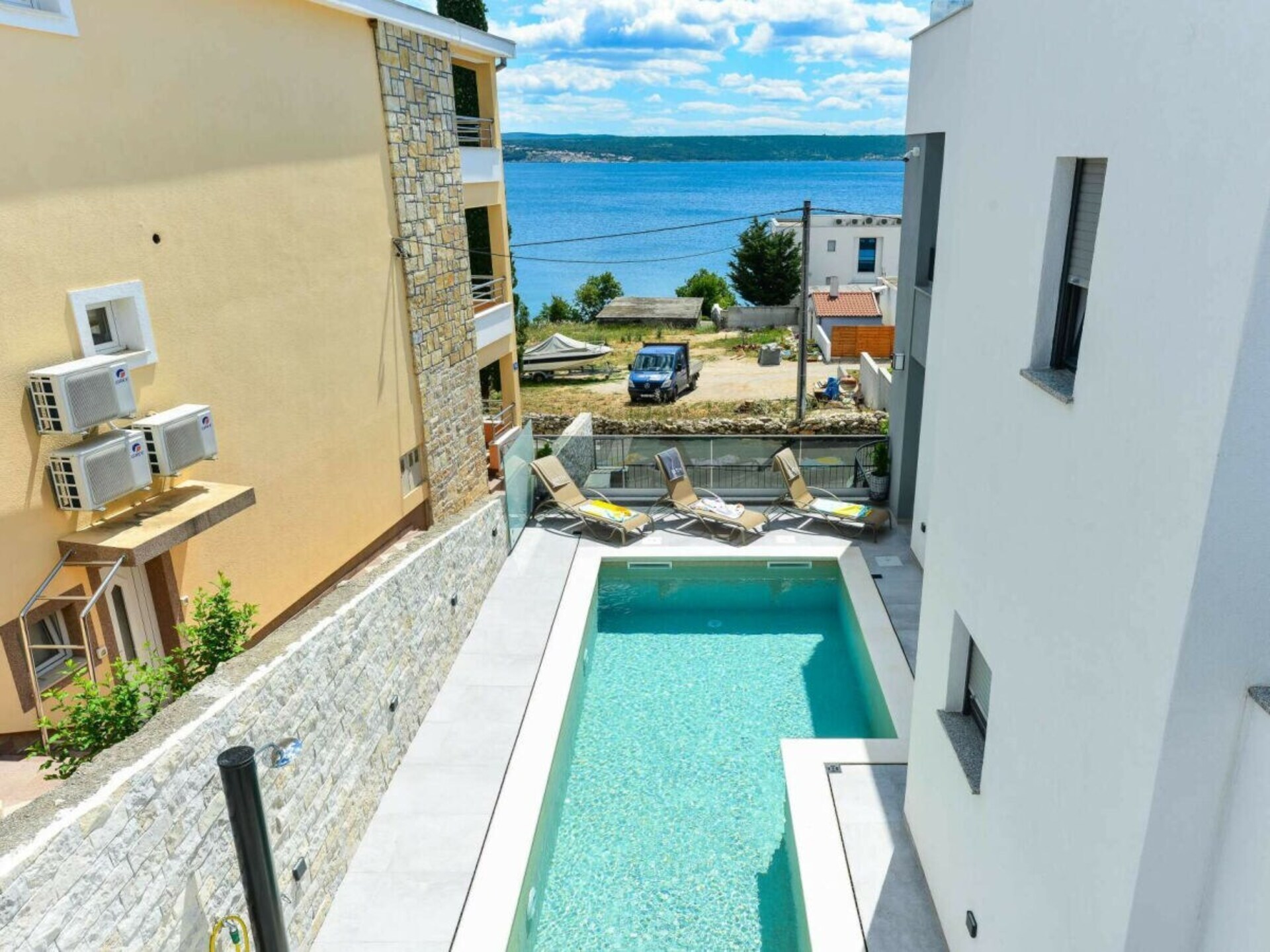 Ruime villa voor 8 personen nabij Jasenice, Dalmatië – 190m² comfort - foto 11
