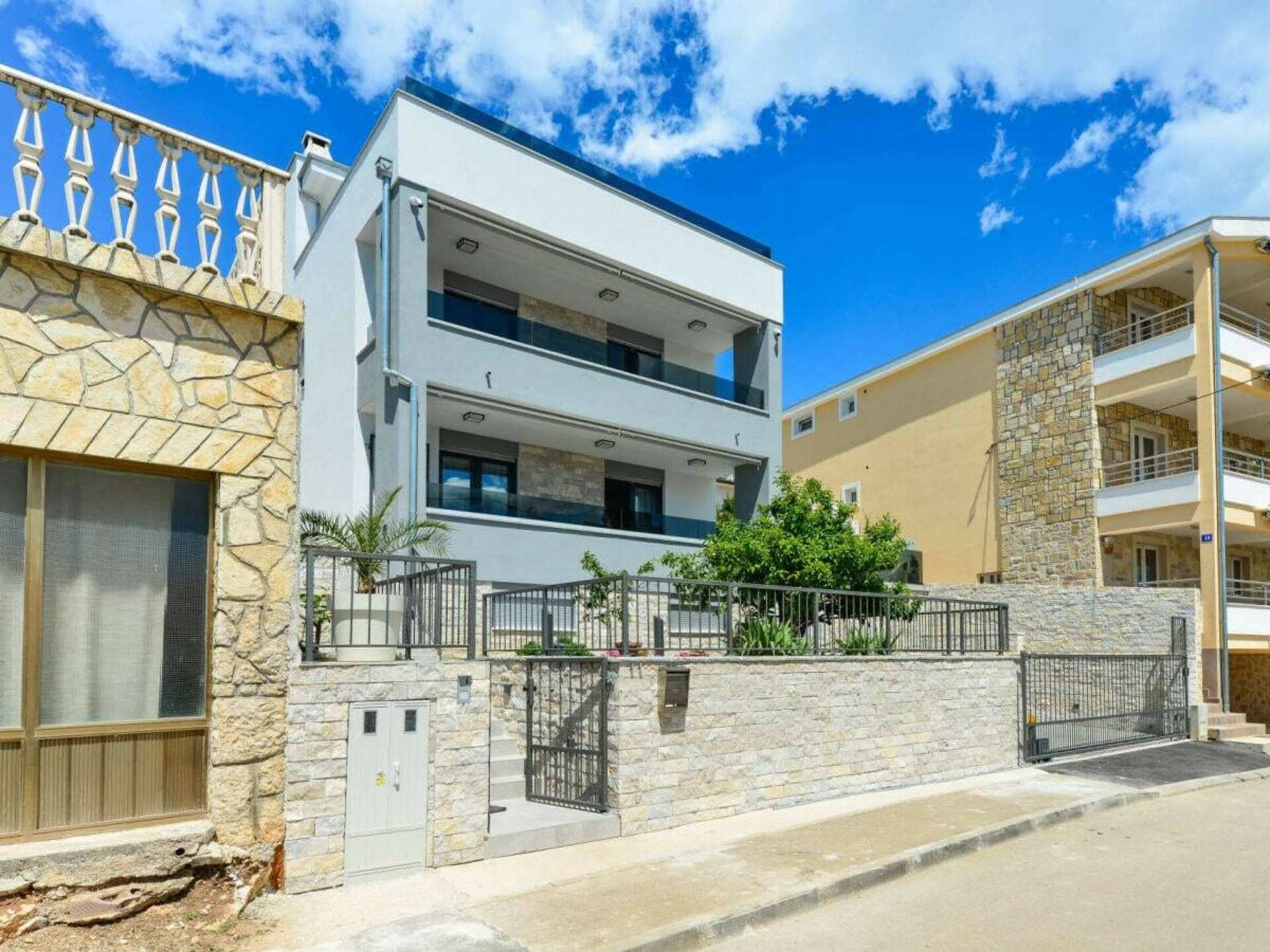 Ruime villa voor 8 personen nabij Jasenice, Dalmatië – 190m² comfort - foto 13
