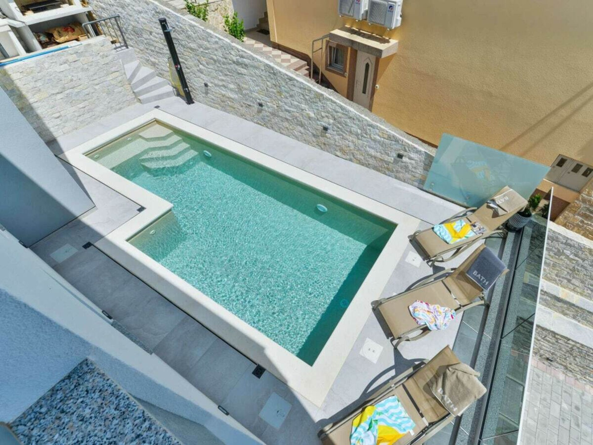Ruime villa voor 8 personen nabij Jasenice, Dalmatië – 190m² comfort - foto 22