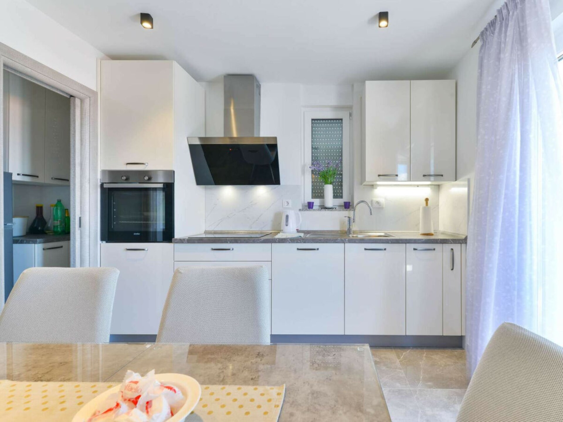 Ruime villa voor 8 personen nabij Jasenice, Dalmatië – 190m² comfort - foto 32