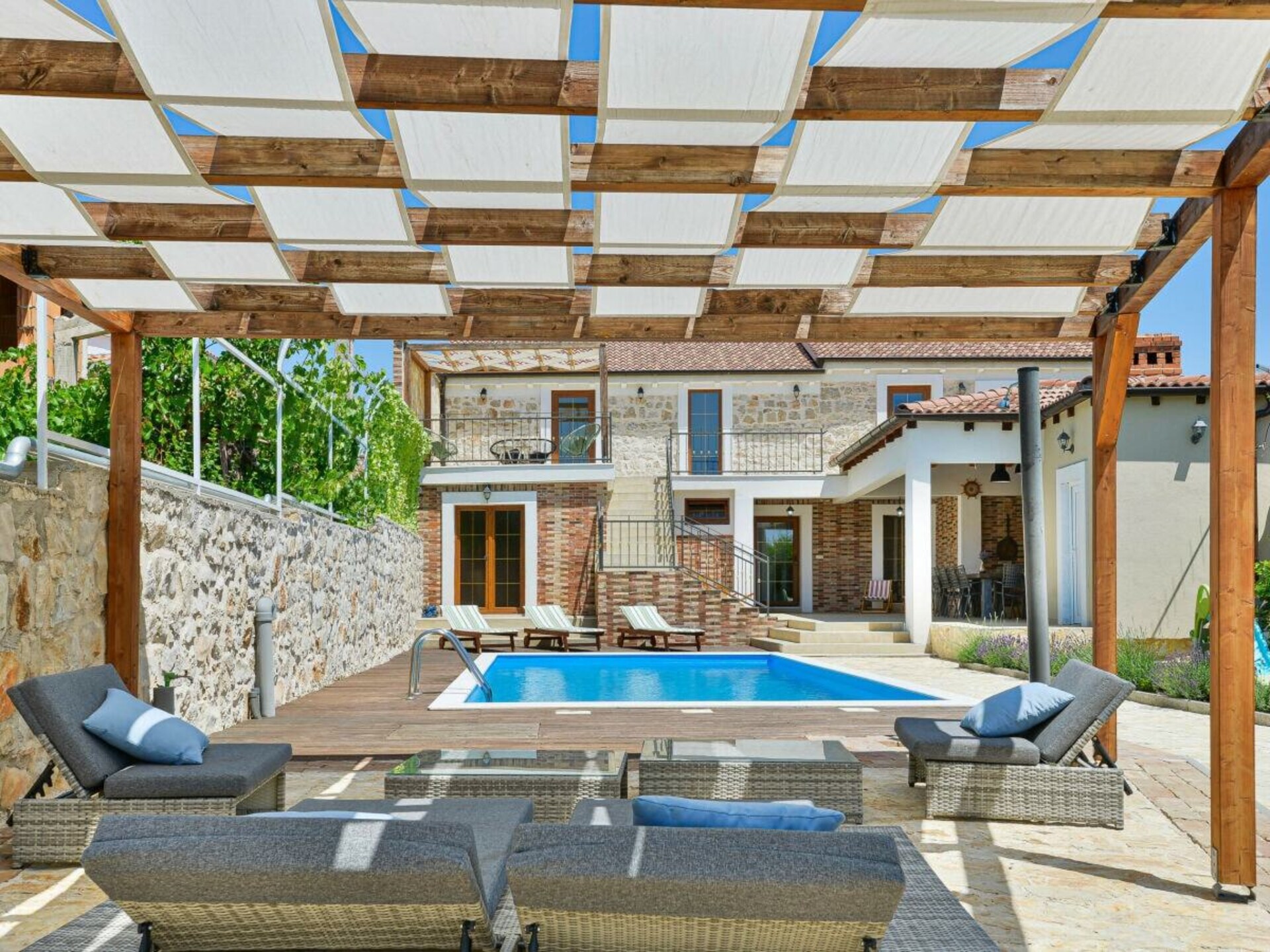 Ruime villa voor 12 personen nabij Zadar, met 6 slaapkamers en privézwembad - foto 9