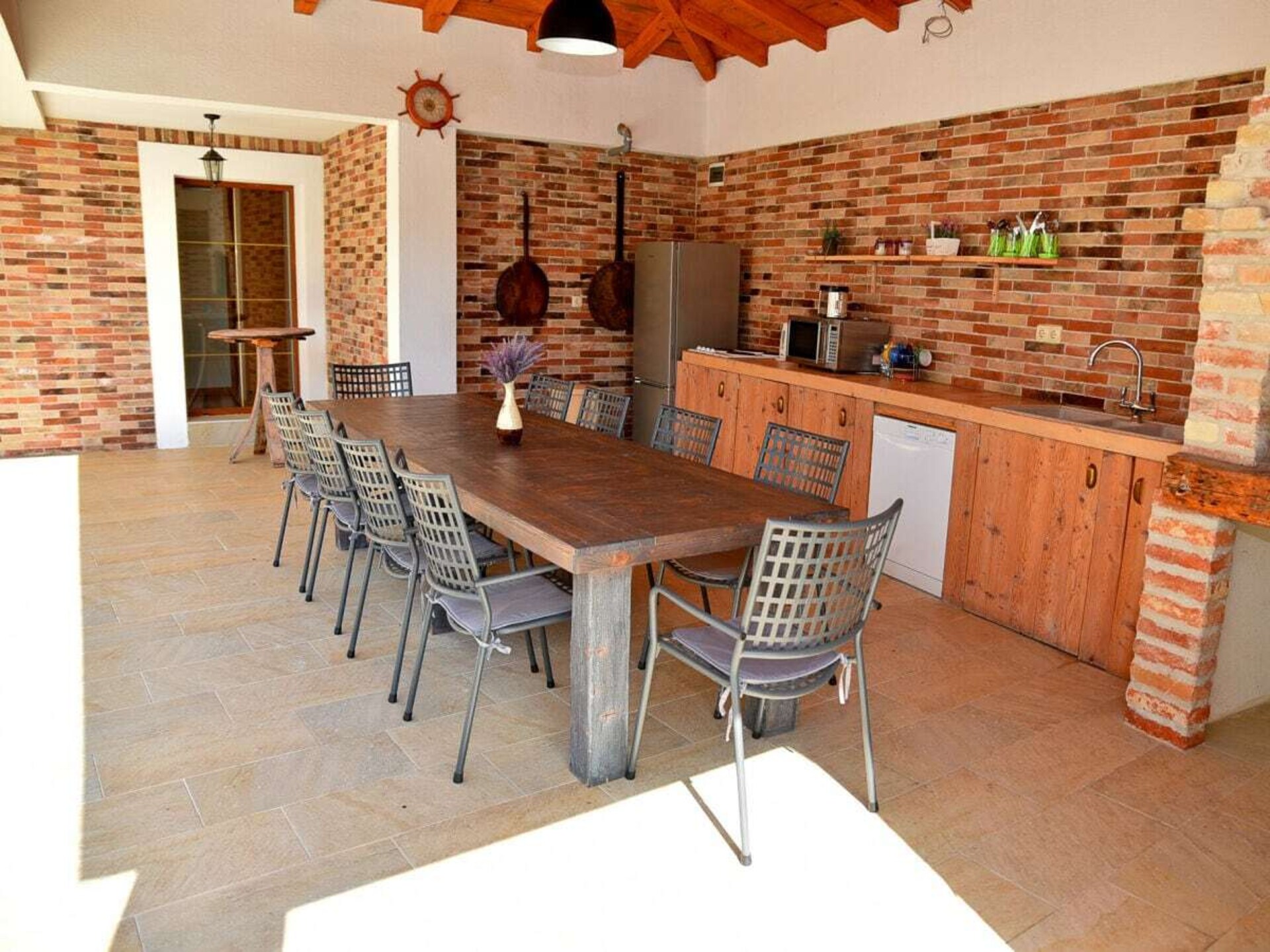 Ruime villa voor 12 personen nabij Zadar, met 6 slaapkamers en privézwembad - foto 12