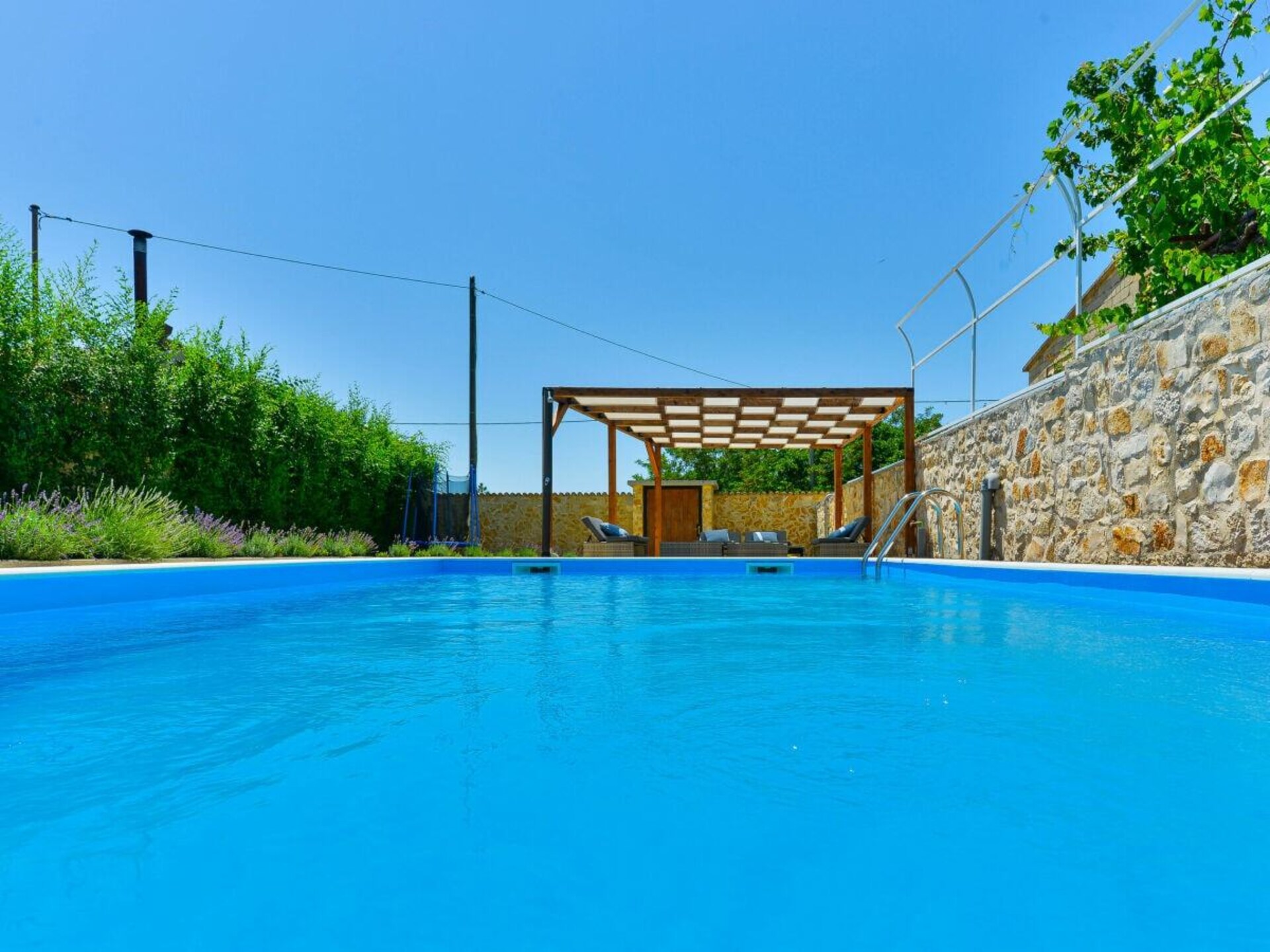 Ruime villa voor 12 personen nabij Zadar, met 6 slaapkamers en privézwembad - foto 16