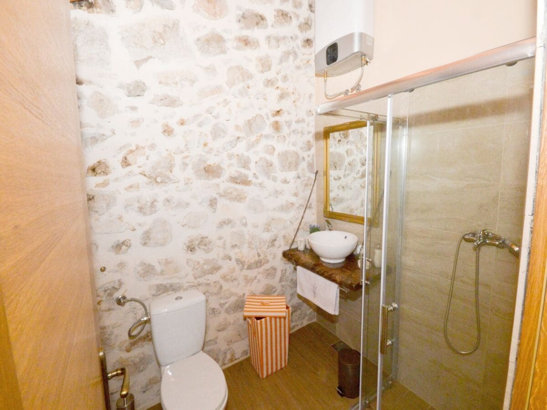 Ruime villa voor 12 personen nabij Zadar, met 6 slaapkamers en privézwembad - foto 32