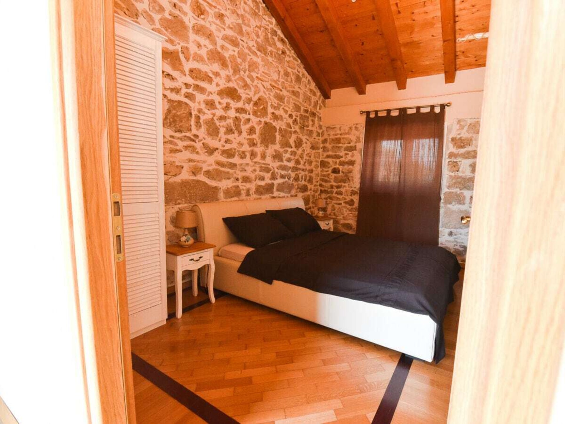 Ruime villa voor 12 personen nabij Zadar, met 6 slaapkamers en privézwembad - foto 49
