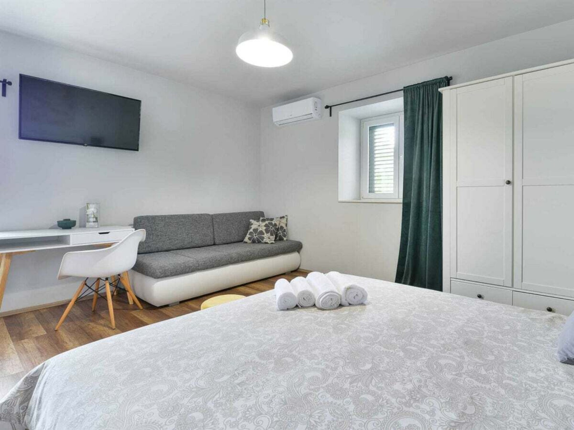 Ruime villa voor 10 personen met zwembad in Lišane Ostrovičke - foto 44