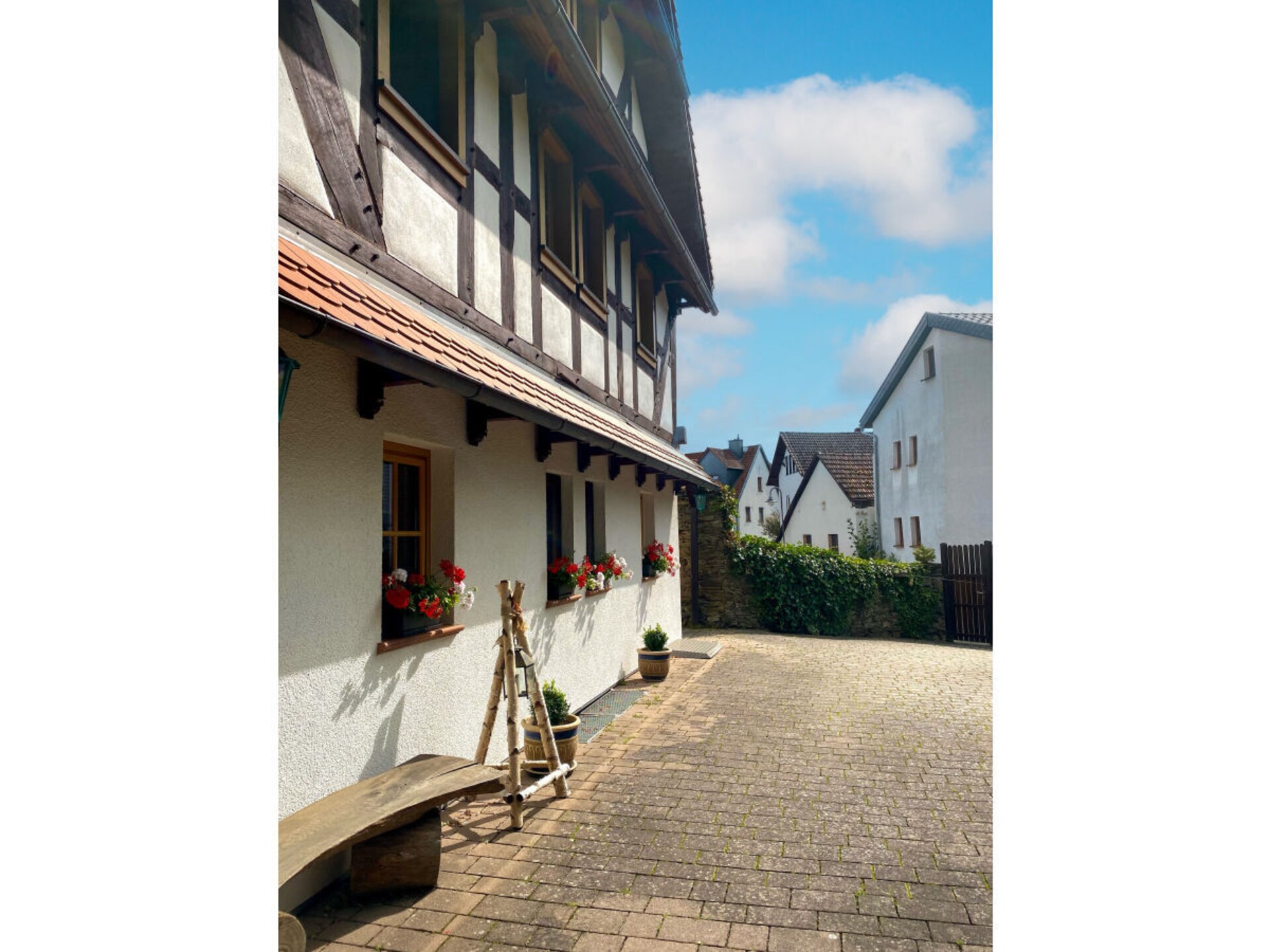Knus vakantiehuis met WLAN in Usingen-Eschbach, geschikt voor 4 personen - foto 3