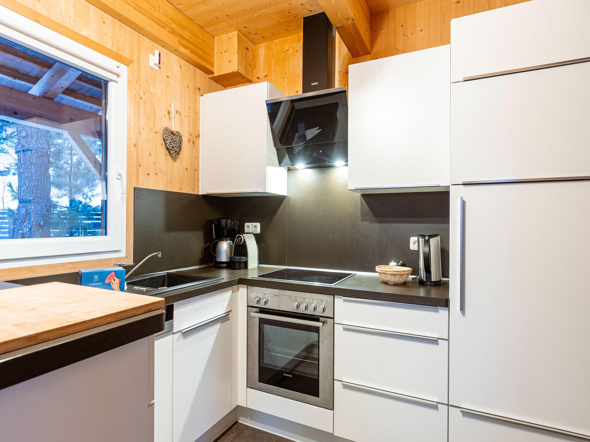 Ruim chalet voor 10 personen aan de skipiste in Turracherhöhe - foto 4