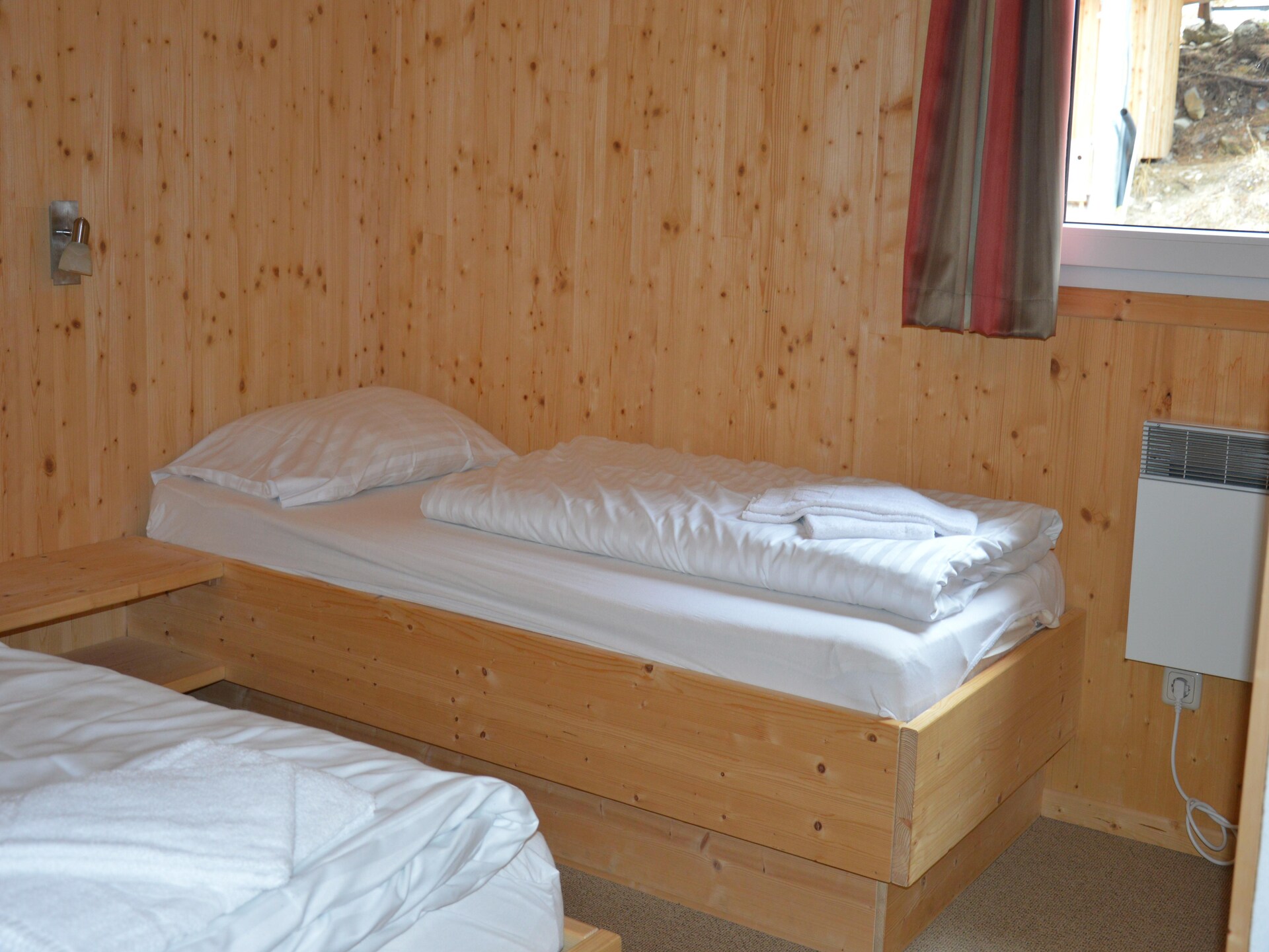 Ruim chalet voor 14 personen met sauna en whirlpool aan de skipiste - foto 12