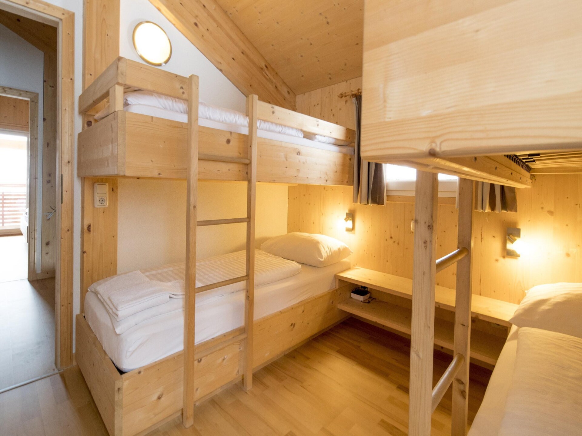 Houten chalet voor 10 personen met sauna en bubbelbad aan de piste in Turracherhöhe - foto 15