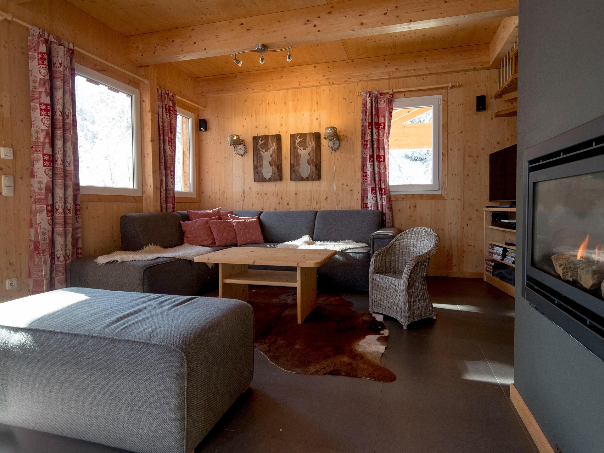Ruim houten chalet voor 10 personen aan de piste in Turracherhöhe - foto 2