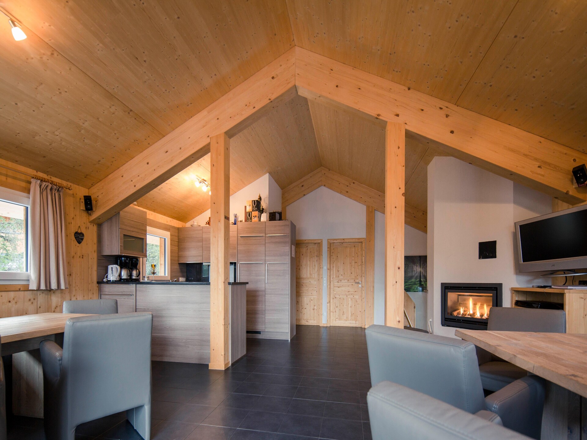Ruim chalet voor 16 personen aan de piste in Turracherhöhe met sauna - foto 8