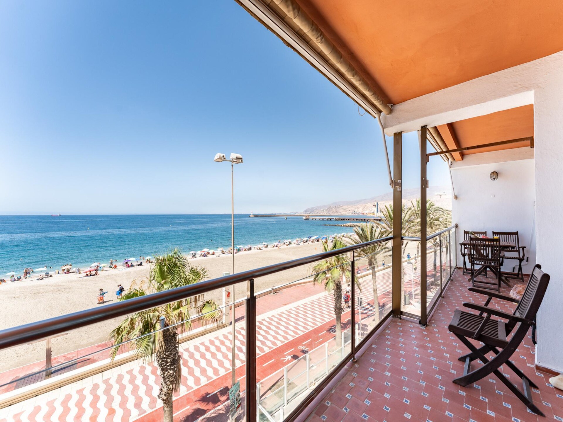 Strandappartement in El Zapillo met zeezicht, op 150 meter van het strand - foto 2