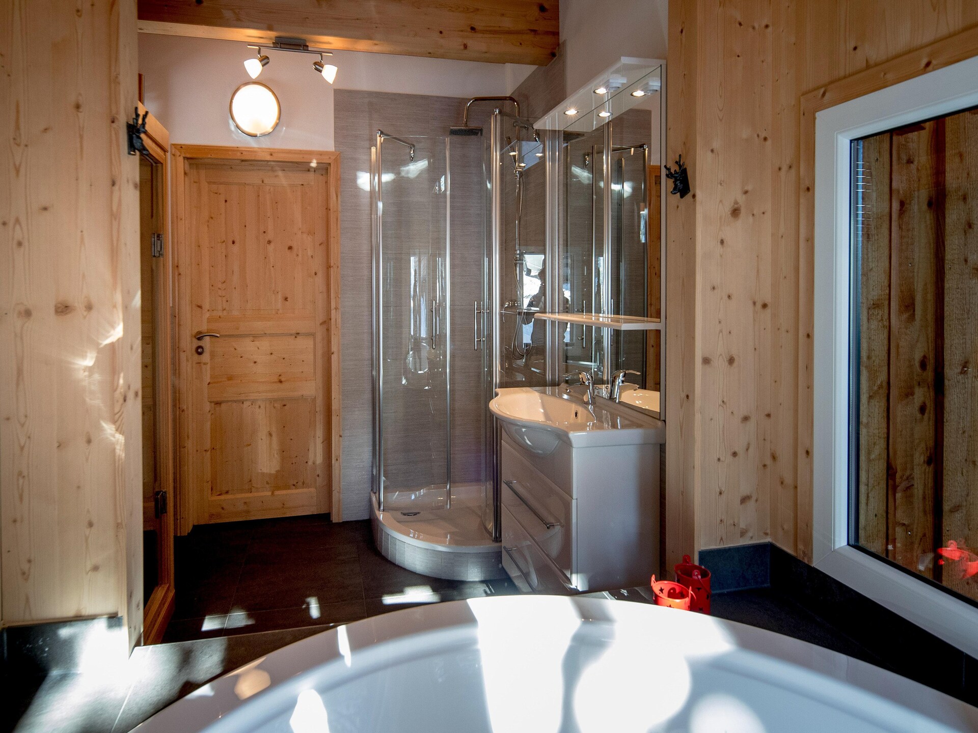 Massief houten chalet voor 10 aan de piste in Turracher Höhe - foto 12