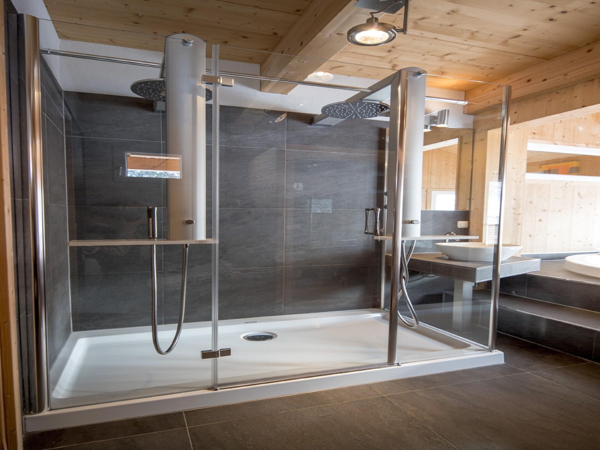 Alpenpark Turrach 19: Ruim chalet met sauna en bubbelbad aan de piste - foto 11