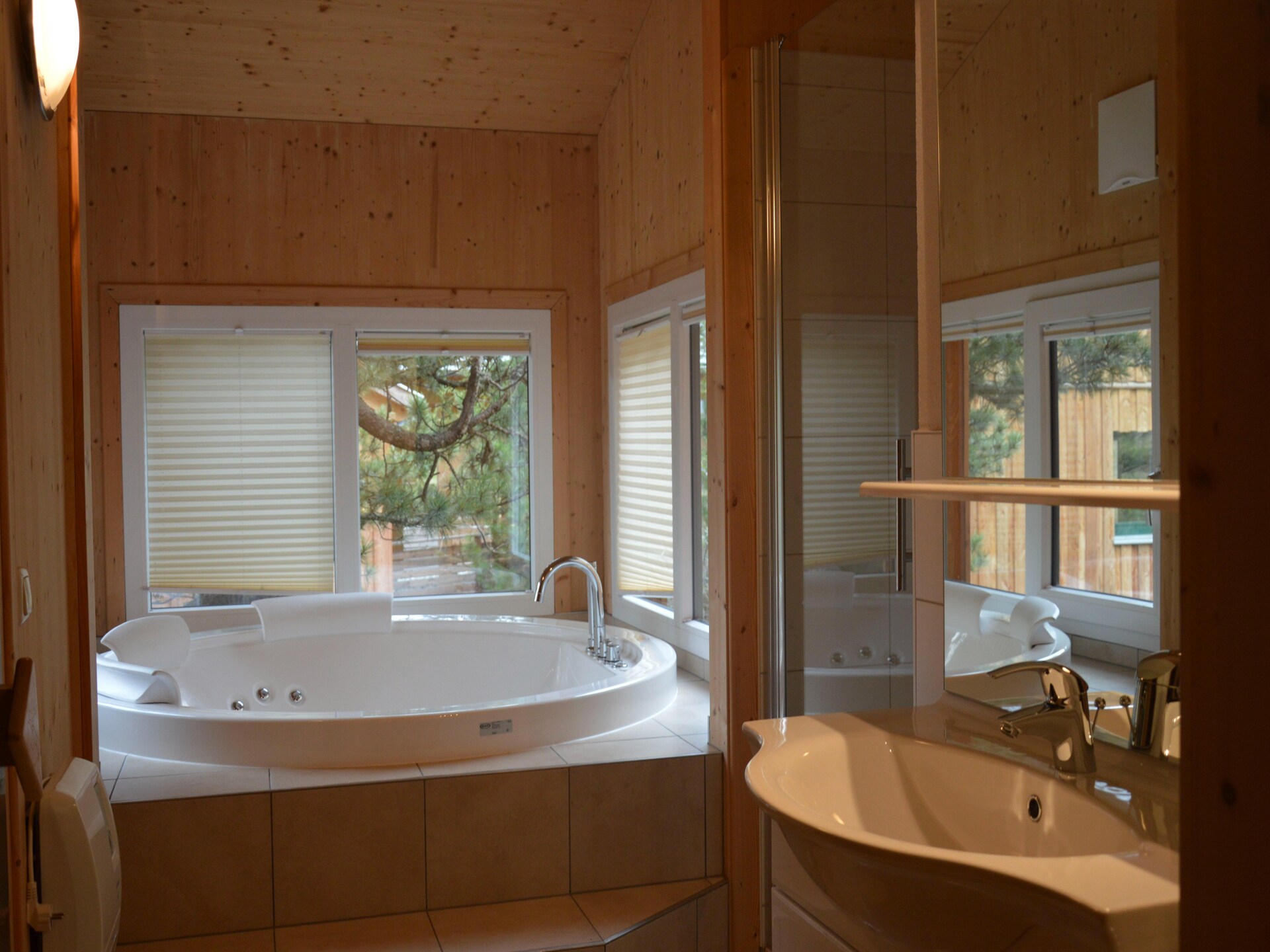 Massief houten chalet voor 12 personen met sauna aan de skipiste - foto 2