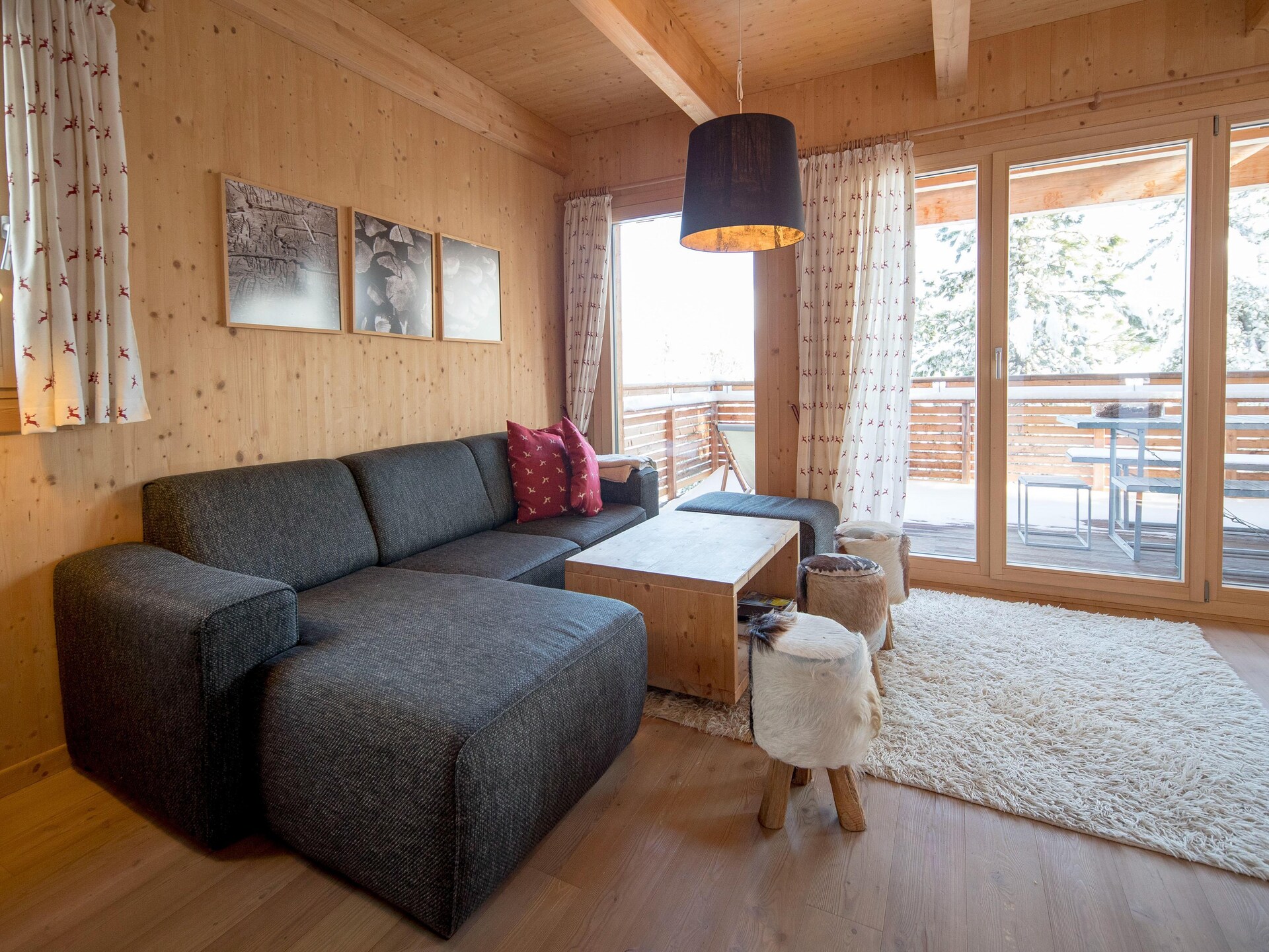 Massief houten chalet voor 10 personen met sauna en bubbelbad aan de piste - foto 2