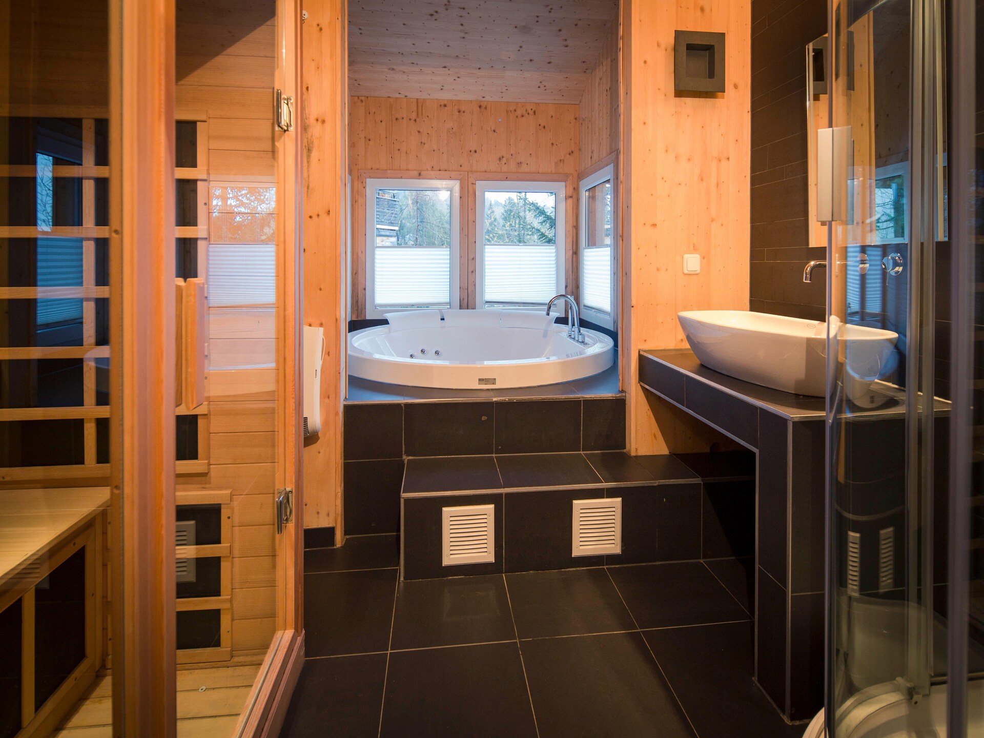 Ruim chalet voor 12 personen aan de piste in Turracherhöhe met sauna - foto 4