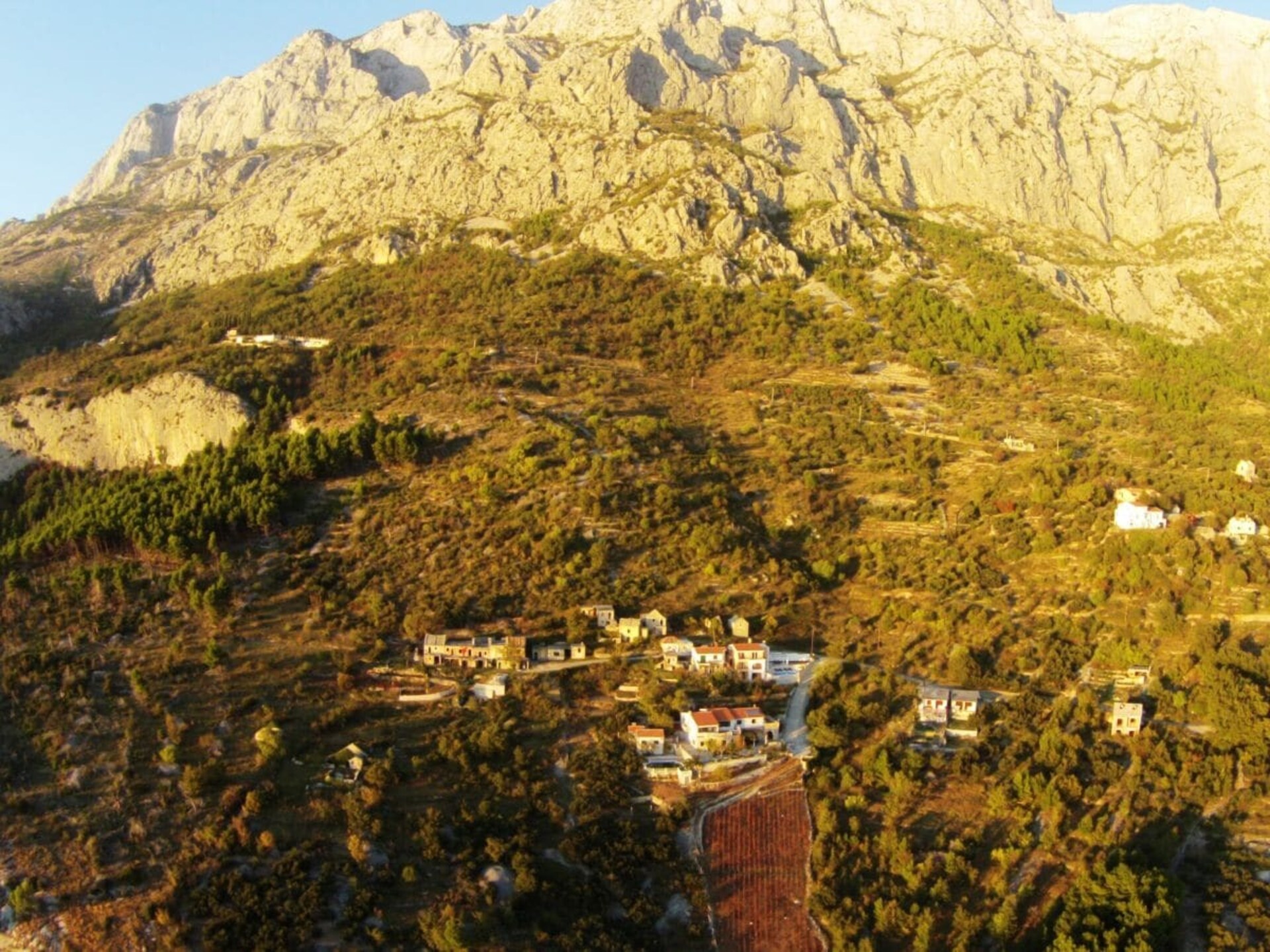 Sfeervol vakantiehuis voor 5, met tuin en uitzicht, 3 km van Makarska - foto 19