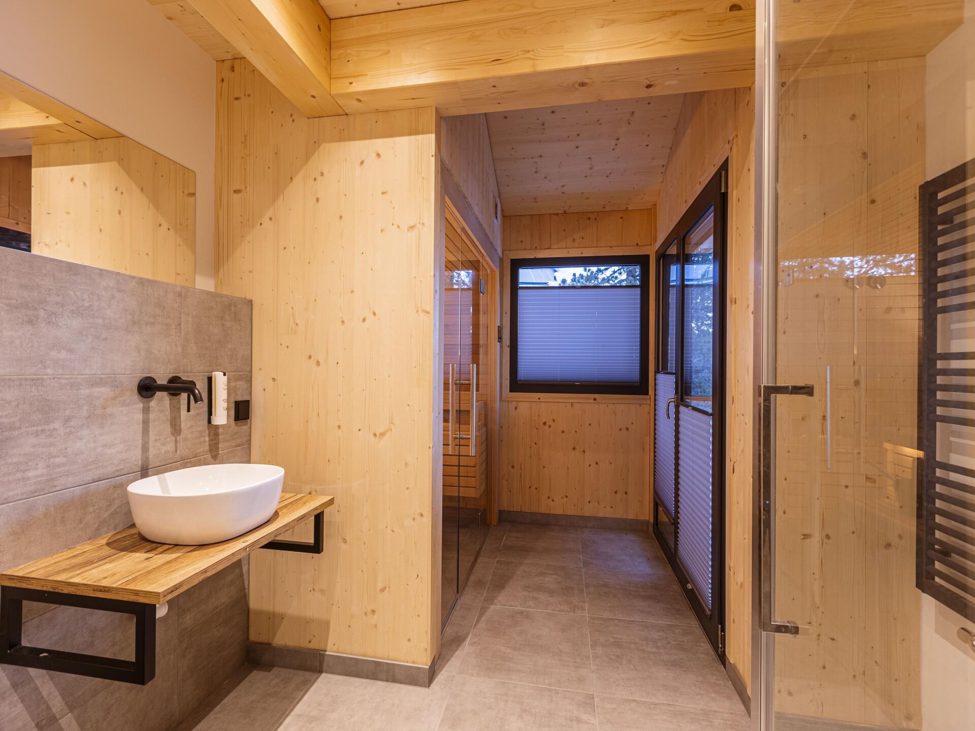 Authentiek houten chalet met sauna en jacuzzi op de Turracher Höhe - foto 13