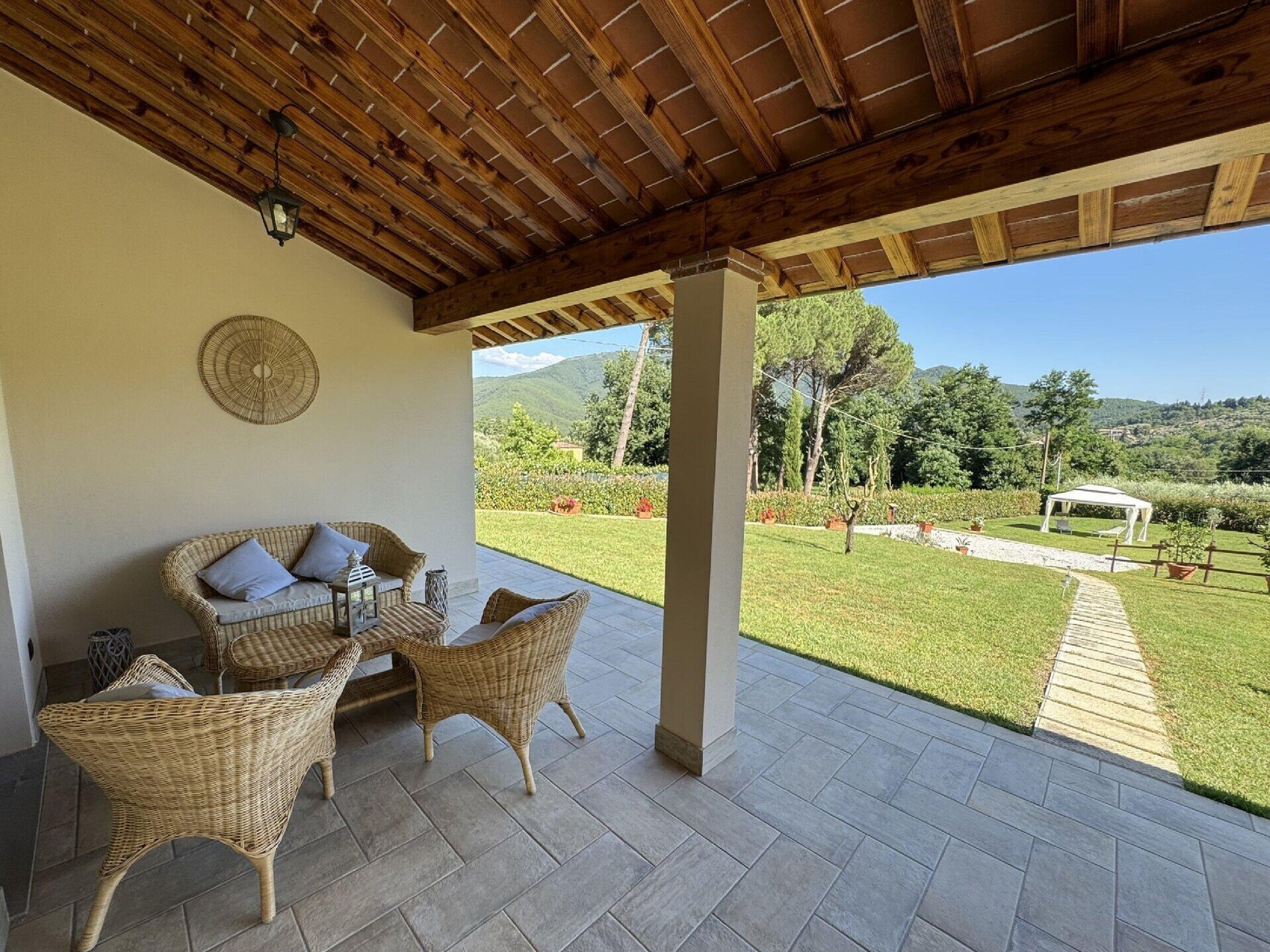 Gerenoveerde villa met laadpaal en grote tuin tussen Lucca en Pisa - foto 15