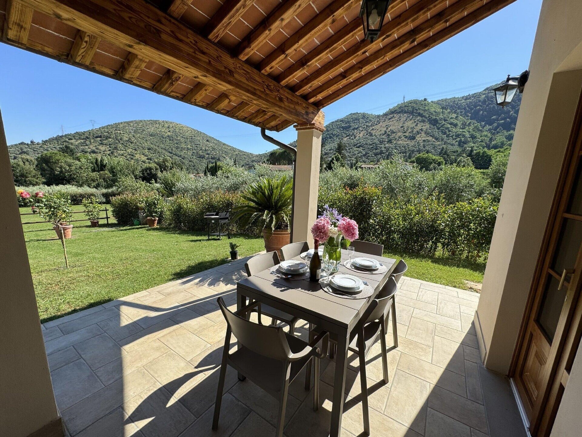 Gerenoveerde villa met laadpaal en grote tuin tussen Lucca en Pisa - foto 16