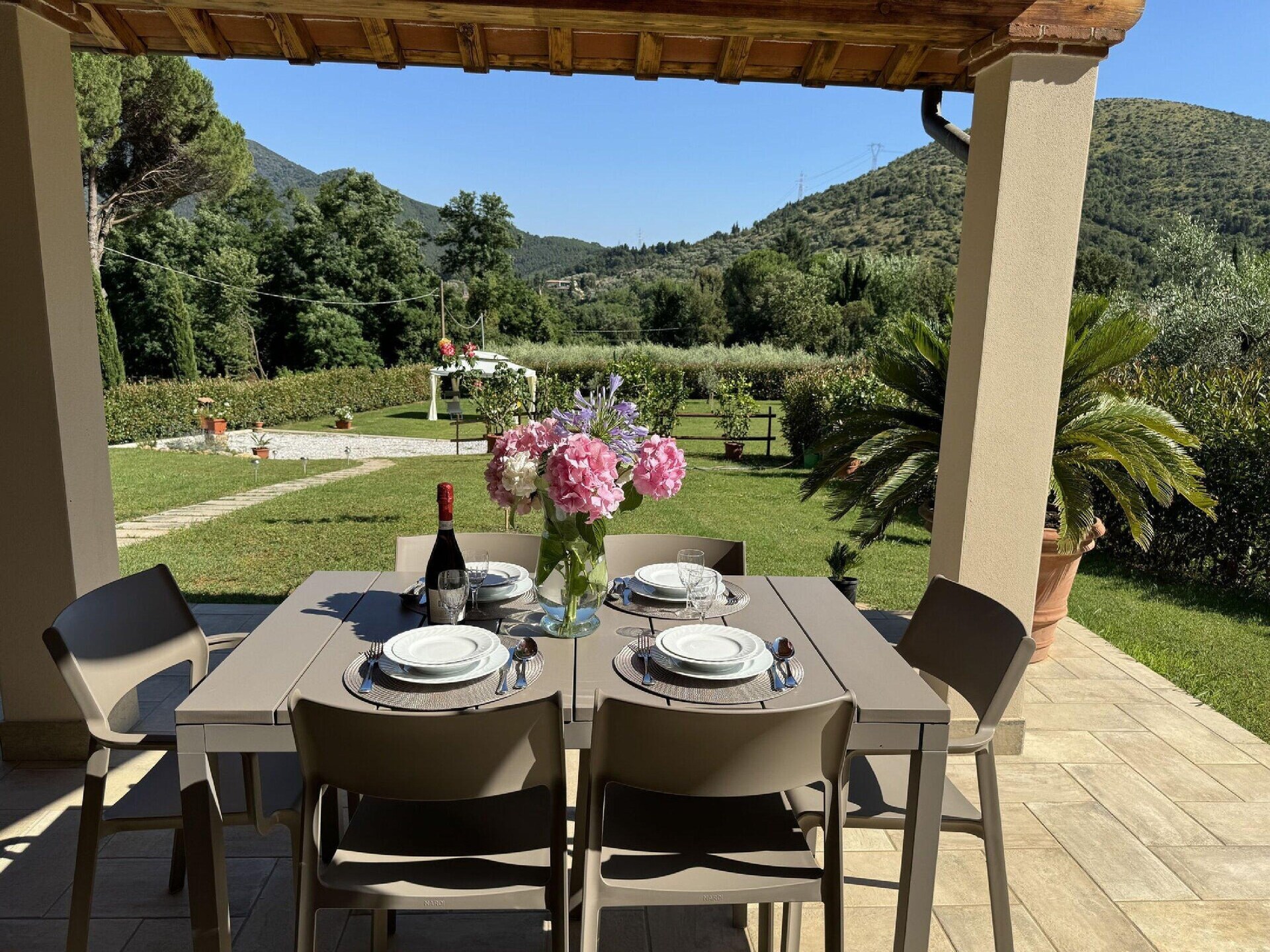 Gerenoveerde villa met laadpaal en grote tuin tussen Lucca en Pisa - foto 17