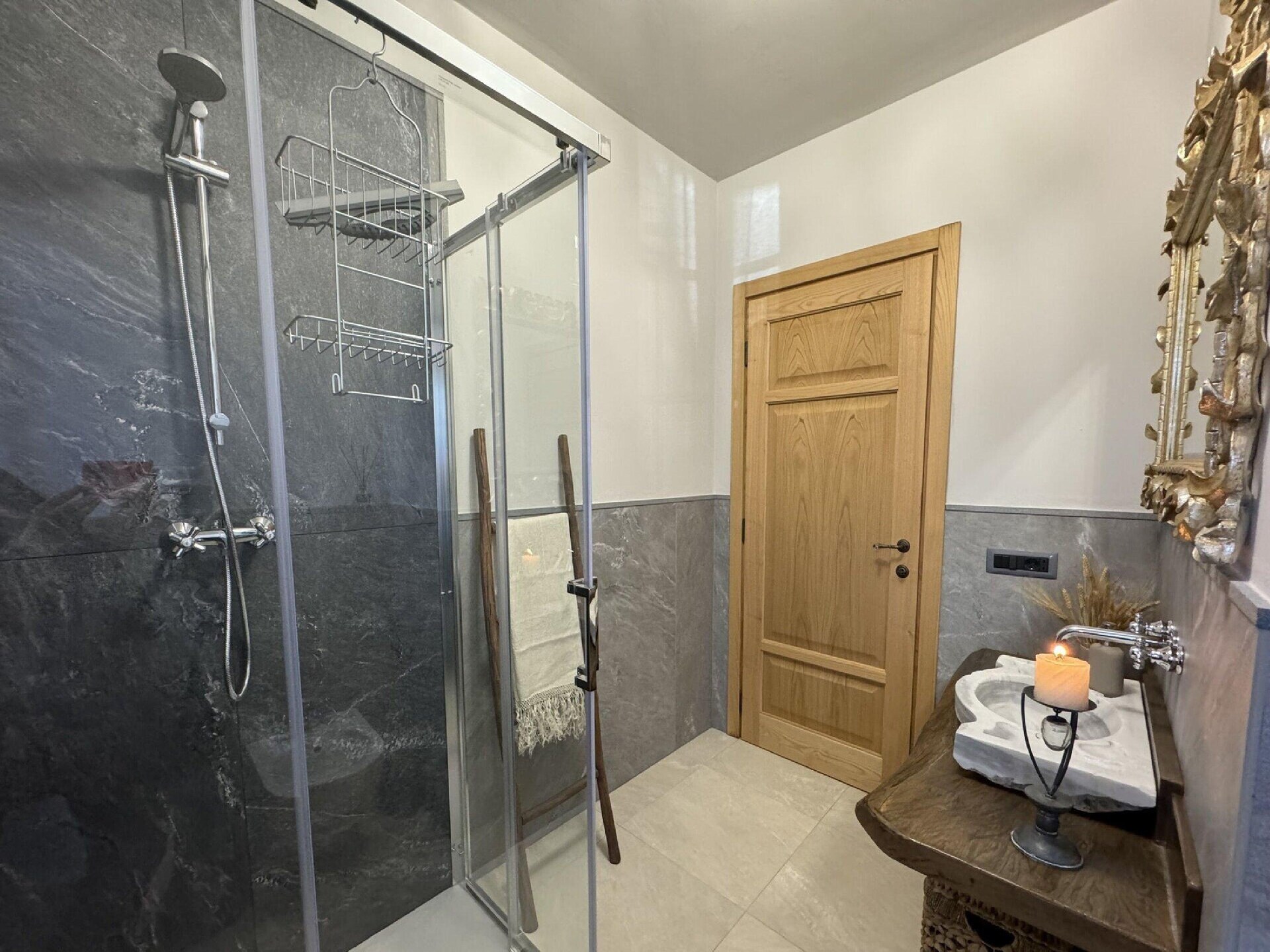 Gerenoveerde villa met laadpaal en grote tuin tussen Lucca en Pisa - foto 14