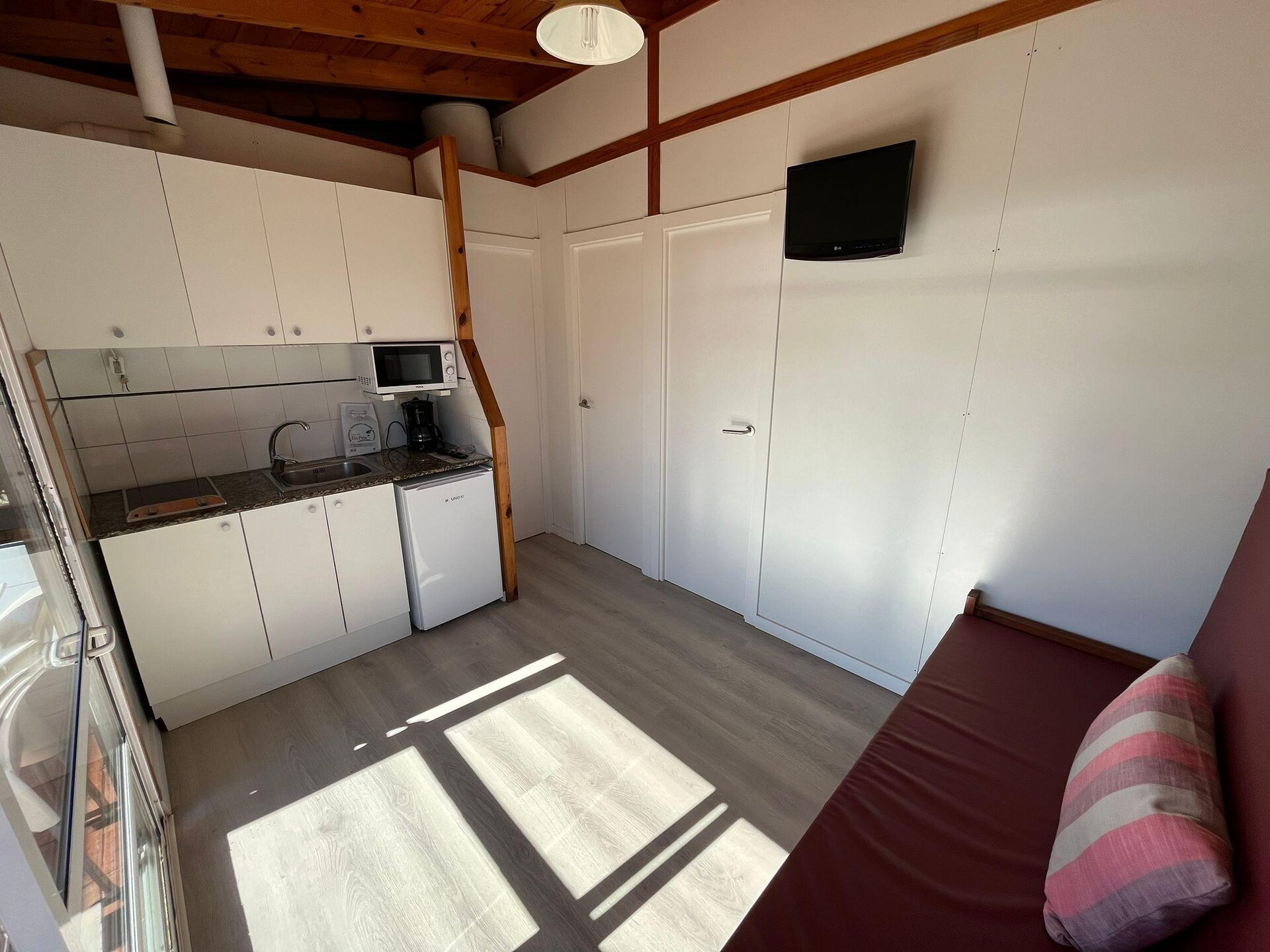 Vrijstaande bungalow met BBQ op loopafstand van het strand in Malgrat de Mar - foto 11