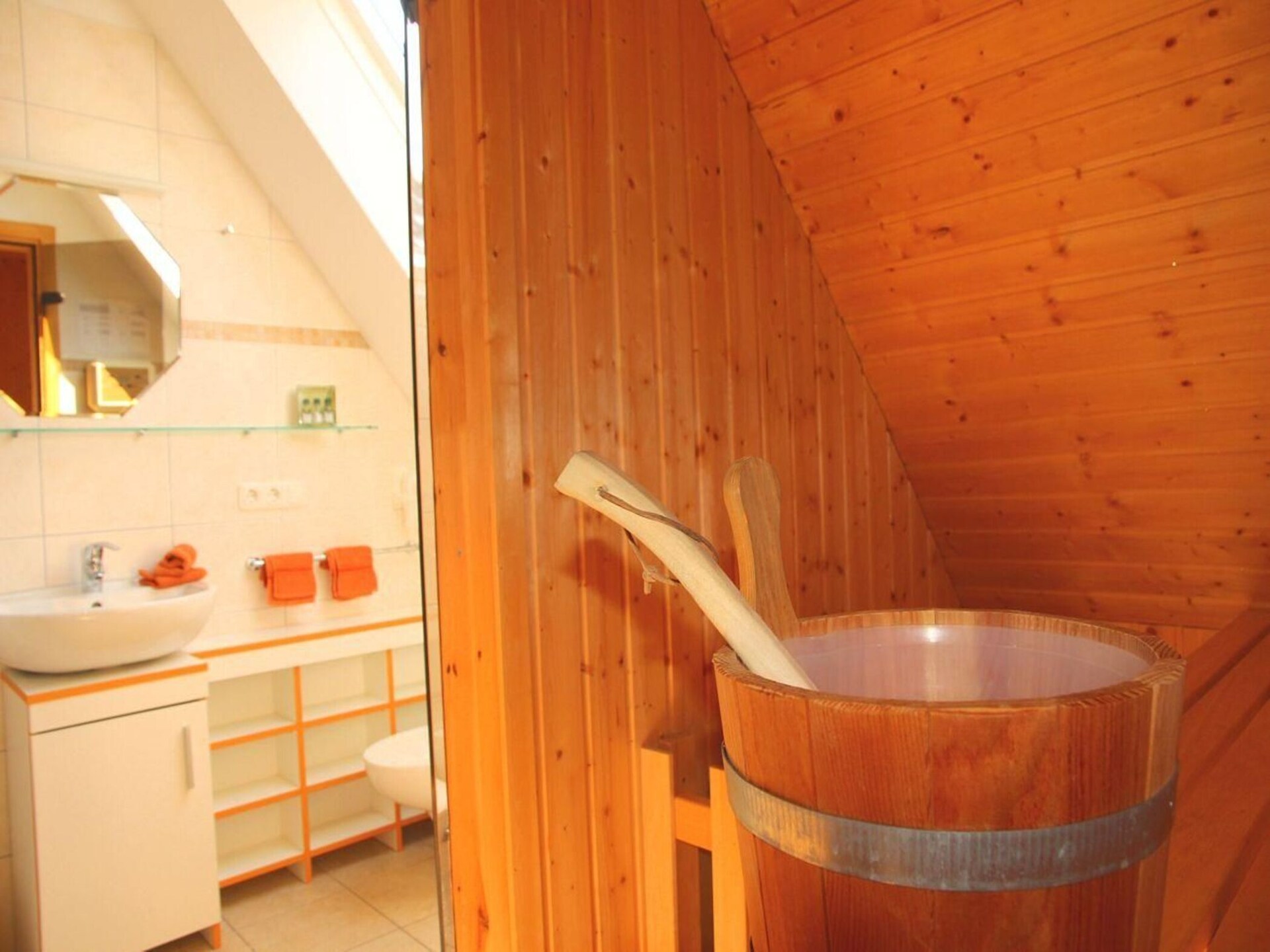 Kapitänsdeck: 4-persoons appartement aan de Müritz met privéstrand - foto 29