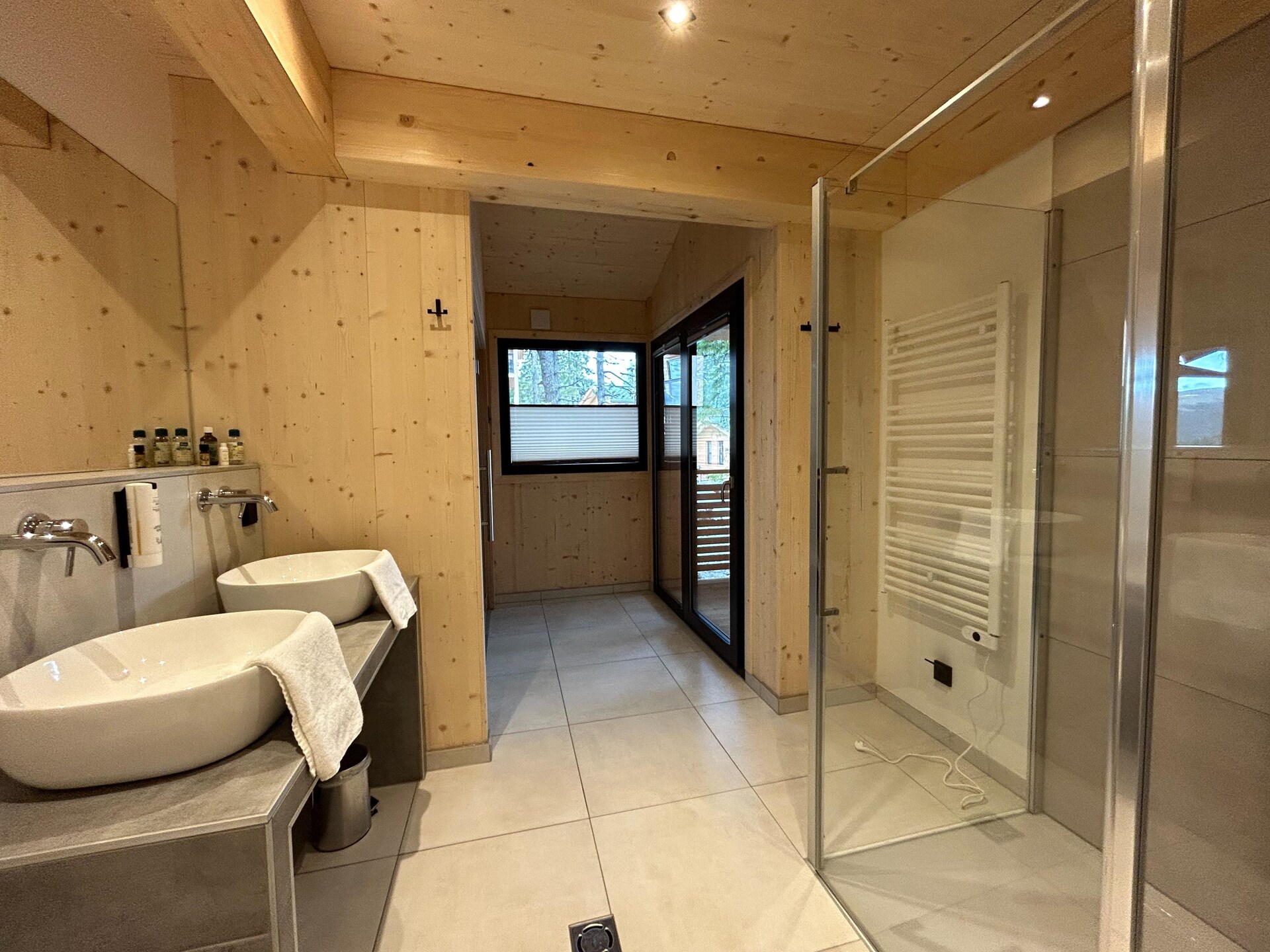Massief houten chalet met sauna en hot tub op de Turracher Höhe - foto 21
