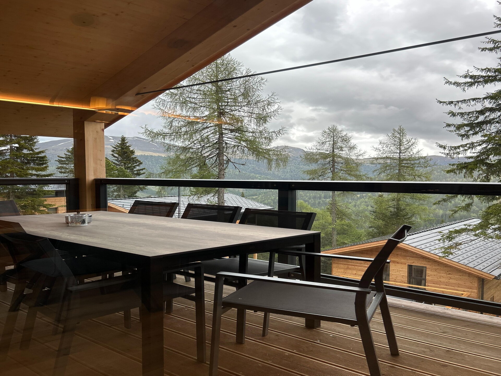Massief houten chalet met sauna en hot tub op de Turracher Höhe - foto 4