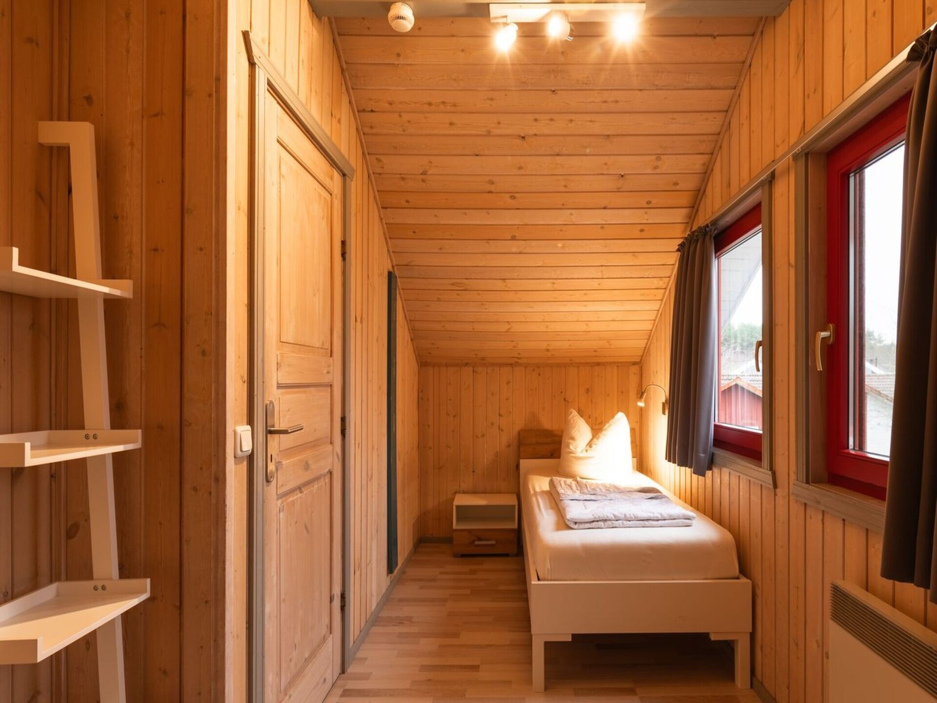 Vrijstaand vakantiehuis aan het Granzower Meer met sauna en open haard - foto 12