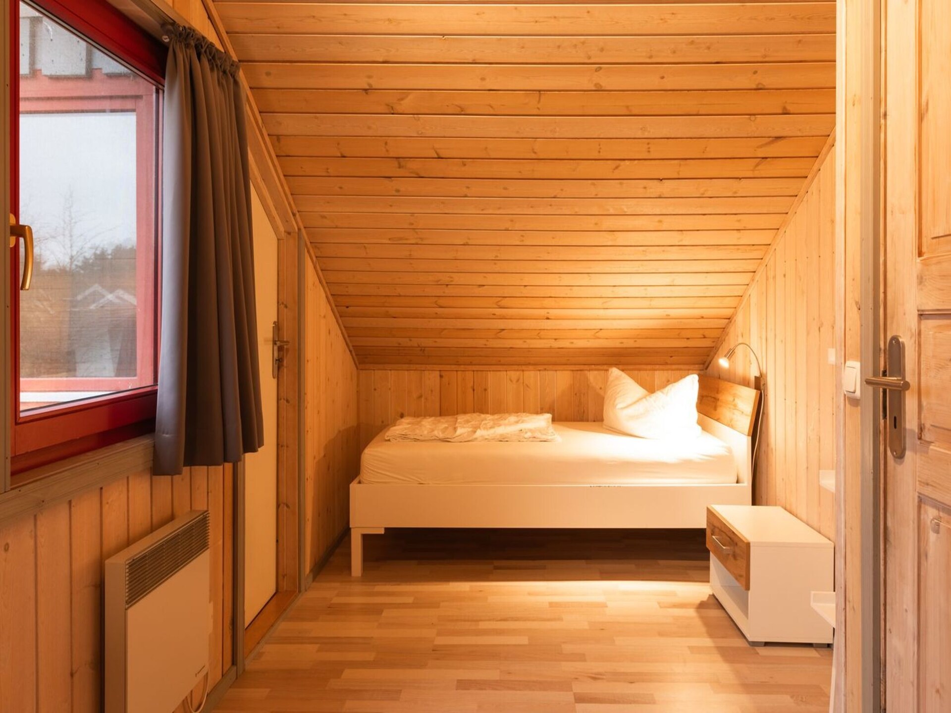 Vrijstaand vakantiehuis aan het Granzower Meer met sauna en open haard - foto 14
