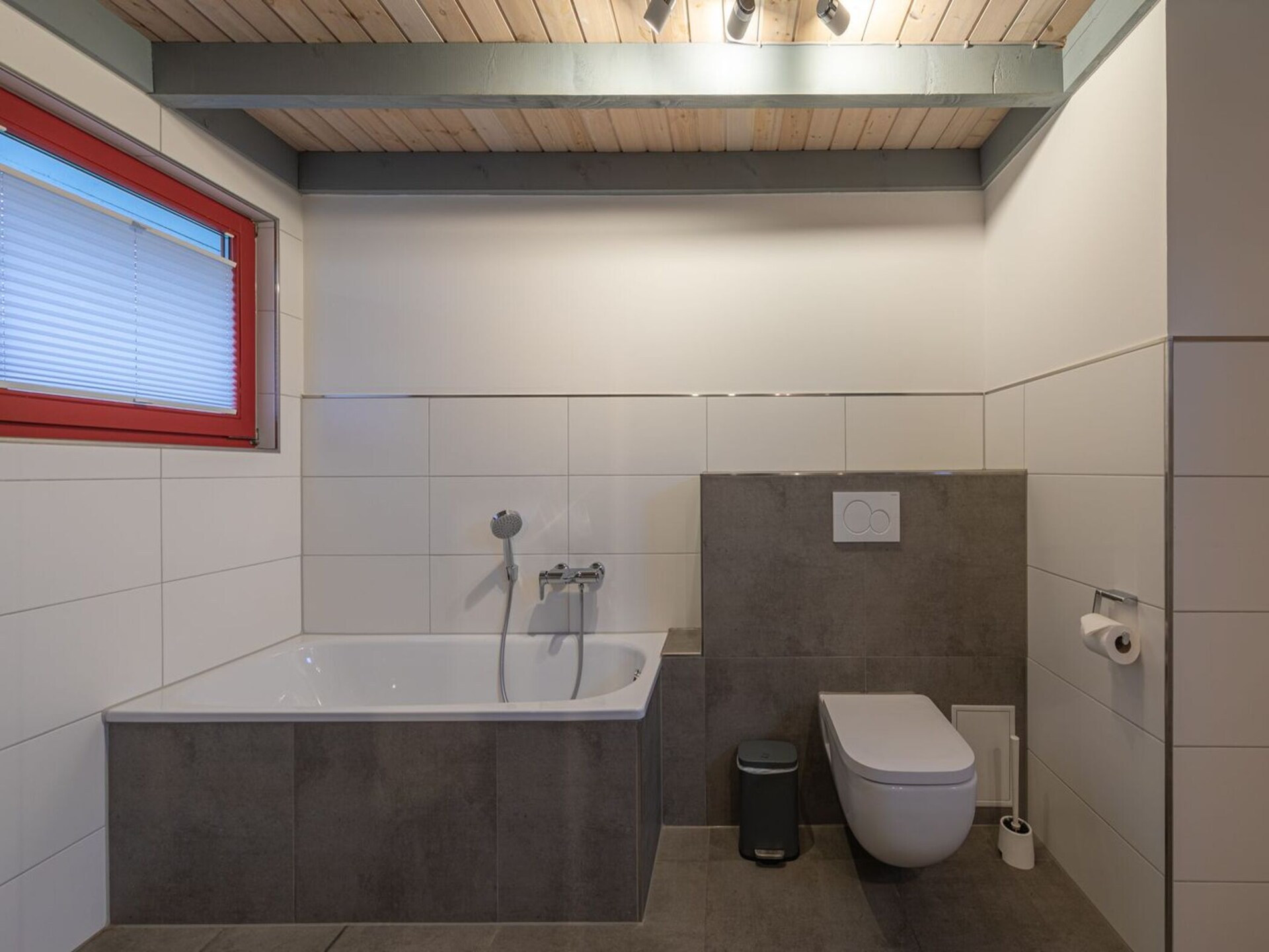 Vrijstaand vakantiehuis aan het Granzower Meer met sauna en open haard - foto 20