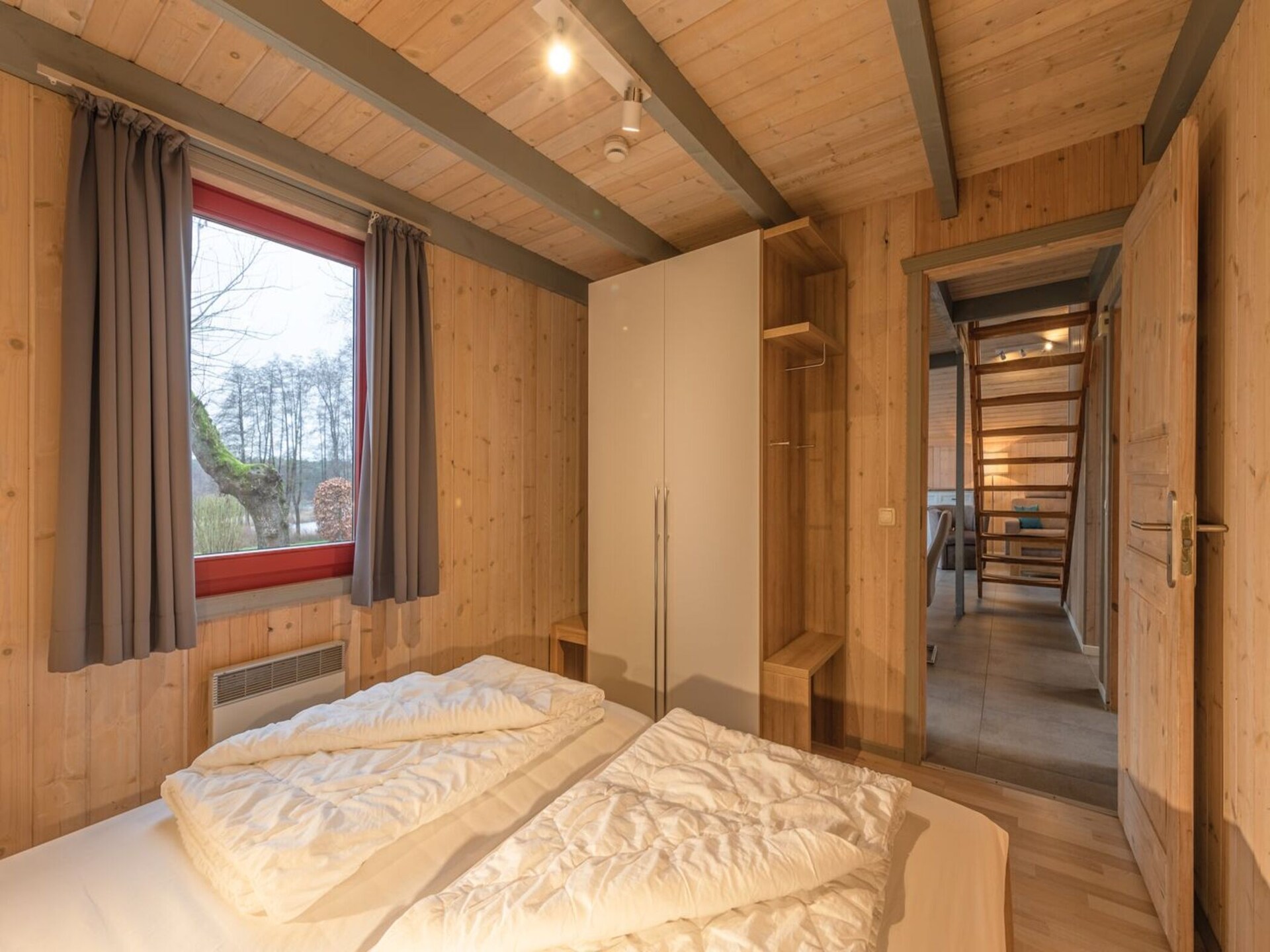 Vrijstaand vakantiehuis aan het Granzower Meer met sauna en open haard - foto 17