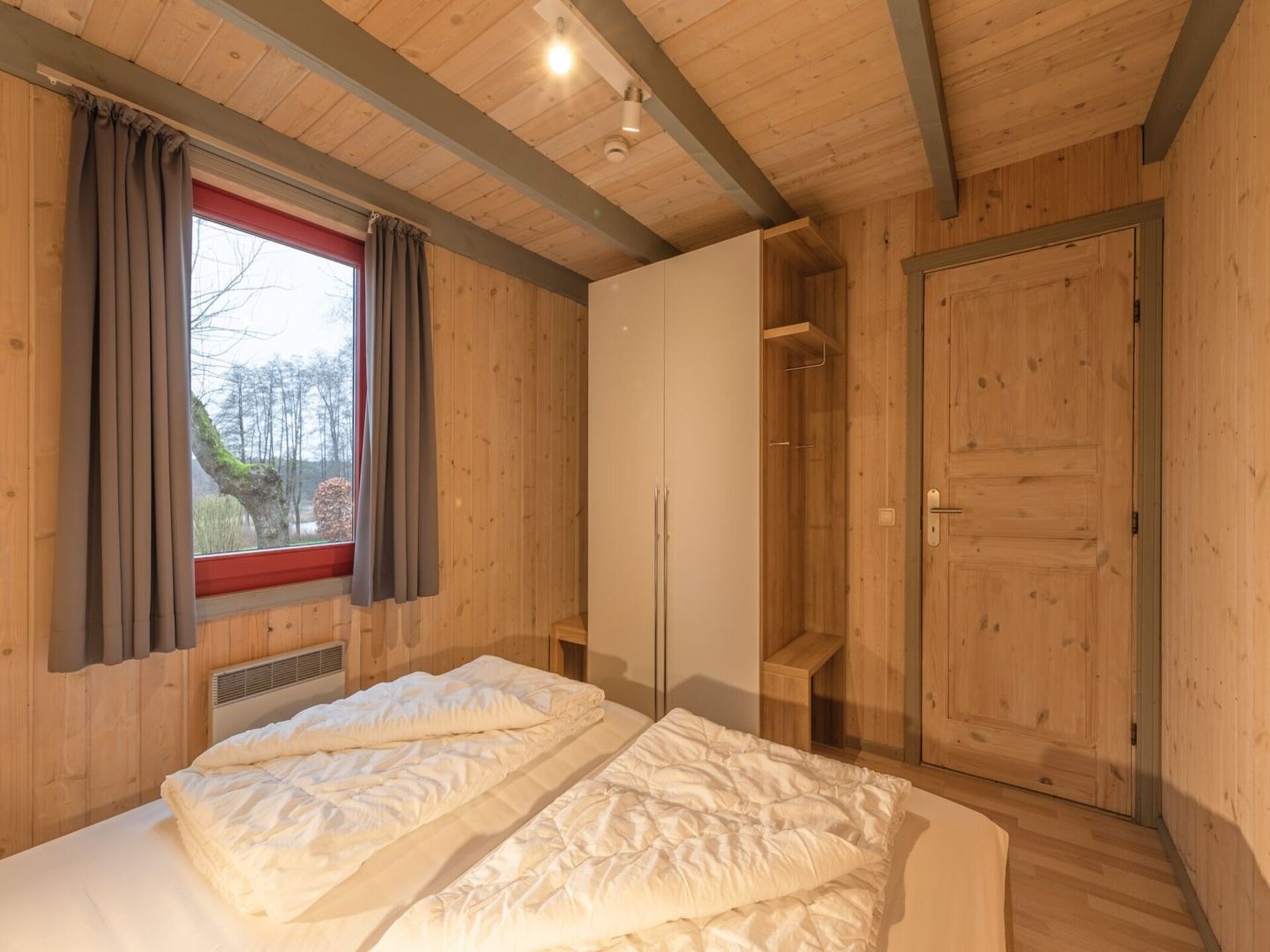 Vrijstaand vakantiehuis aan het Granzower Meer met sauna en open haard - foto 18
