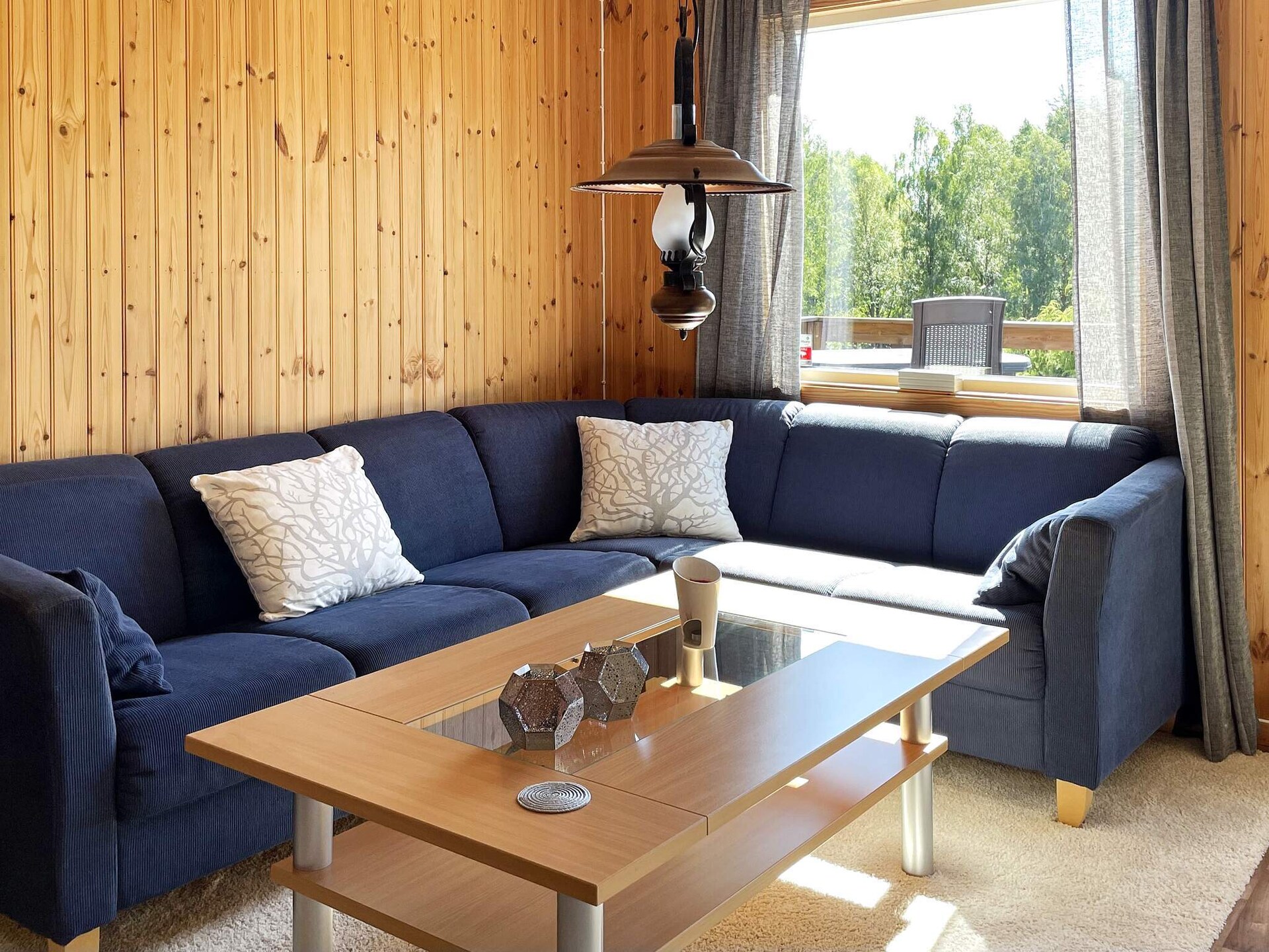 Klassiek rood vakantiehuis bij het meer in Dalsland, Zweden - foto 16