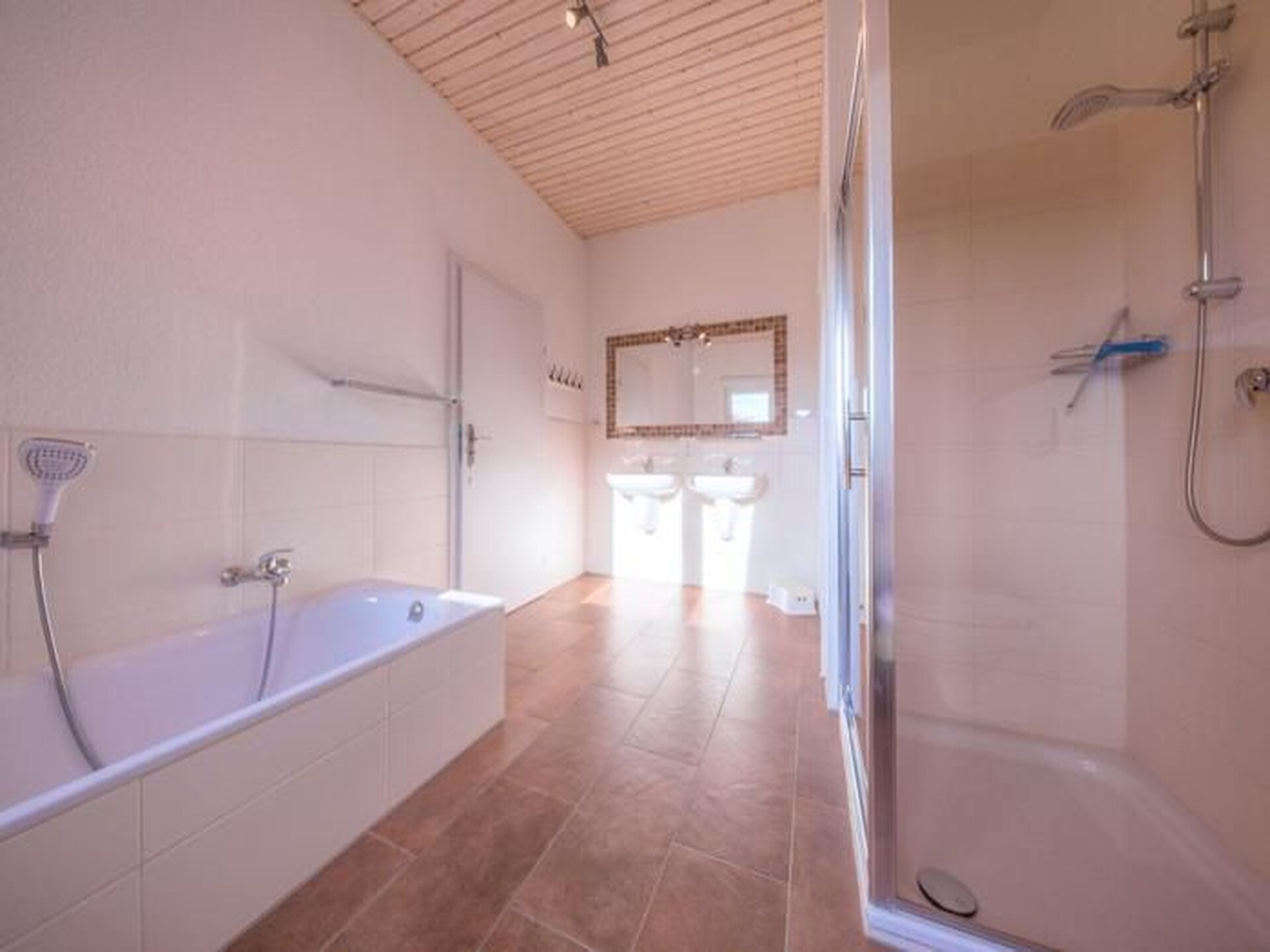 Ruim vakantiehuis Kondor 253 in Granzow aan het meer - foto 21