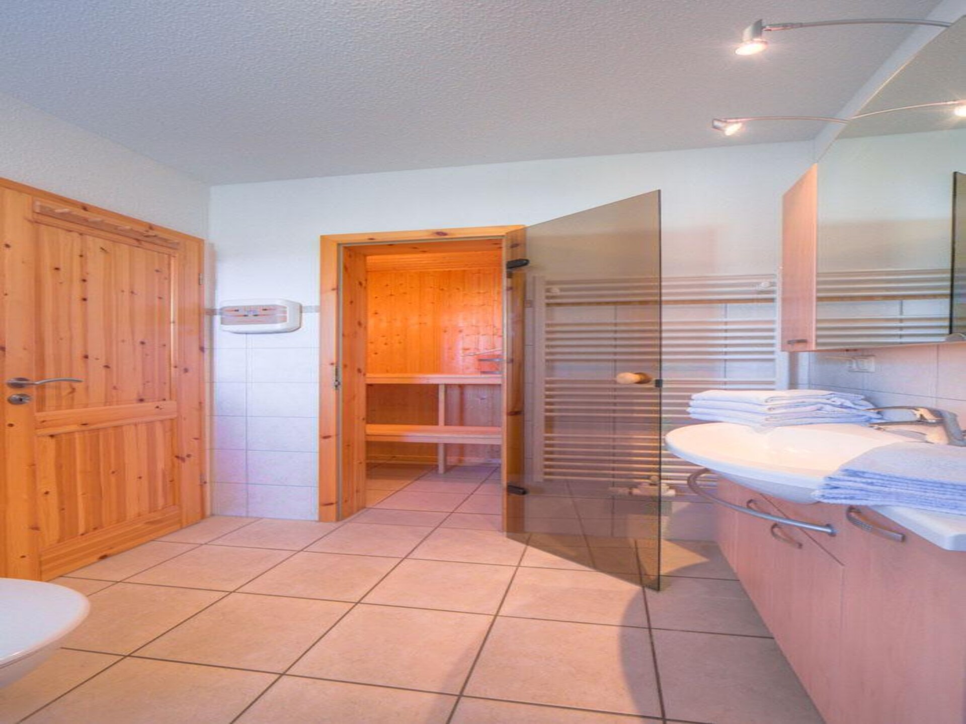 Op 400 m van het strand: Ruim appartement in Rechlin voor 4 personen (4) - foto 20