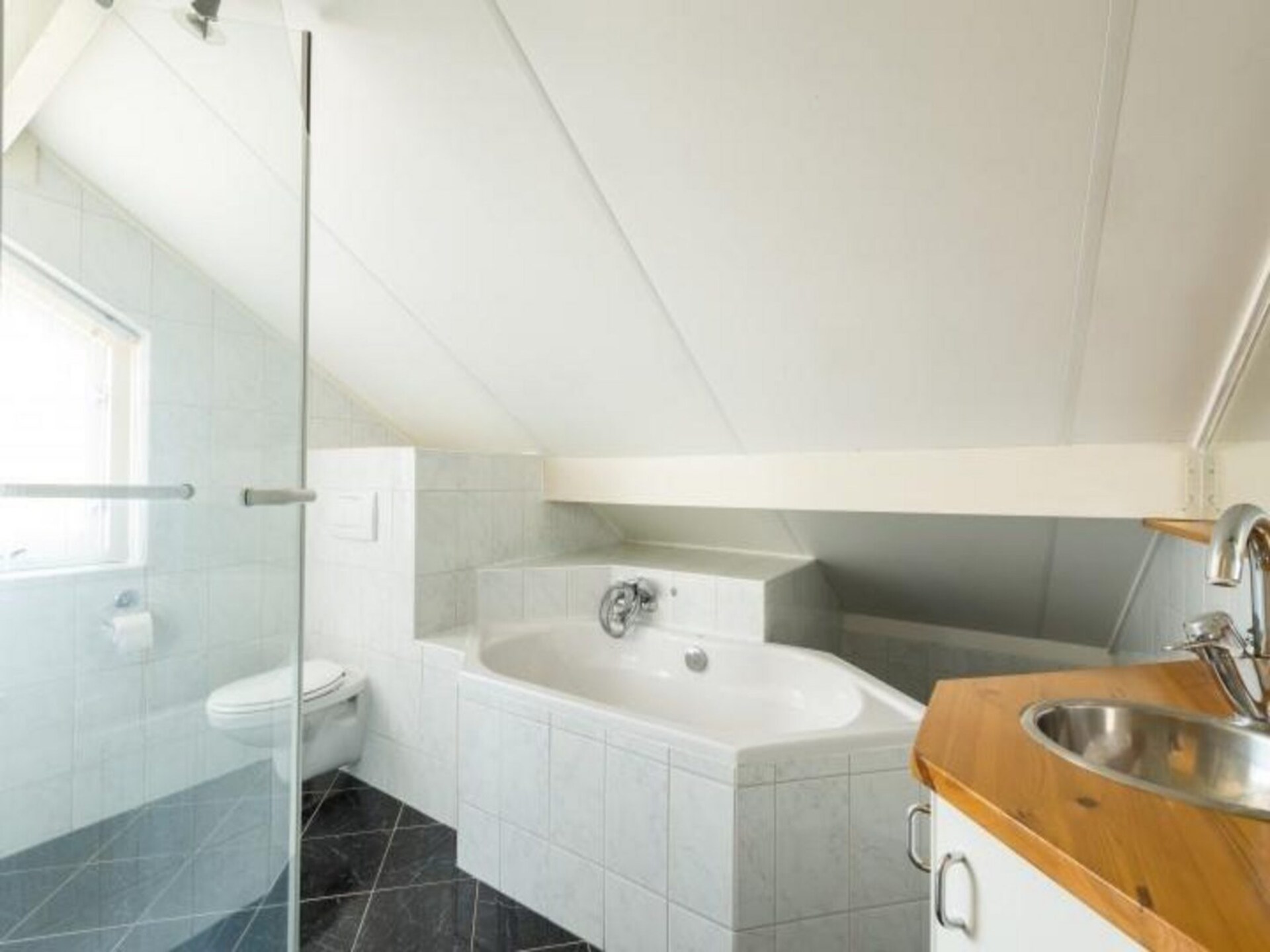 Scheldeveste 151: Luxe waterbungalow voor 8 personen in Breskens - foto 14